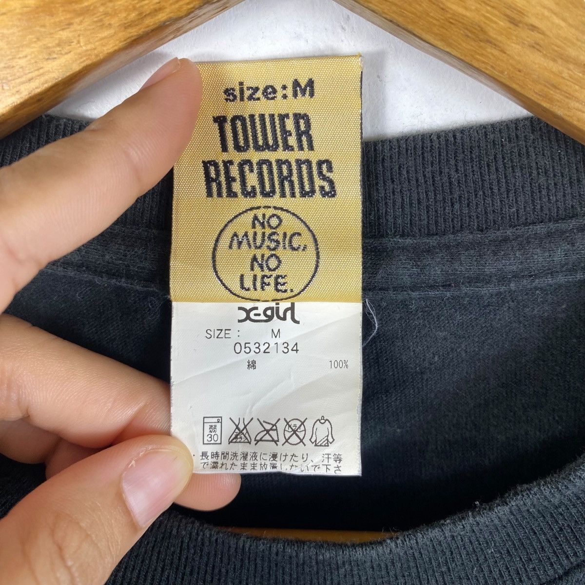 Japanese Brand X-GIRL x Tower Records No Music No Life Graphic Tee Shirt Size US M / EU 48-50 / 2 - 5 Thumbnail