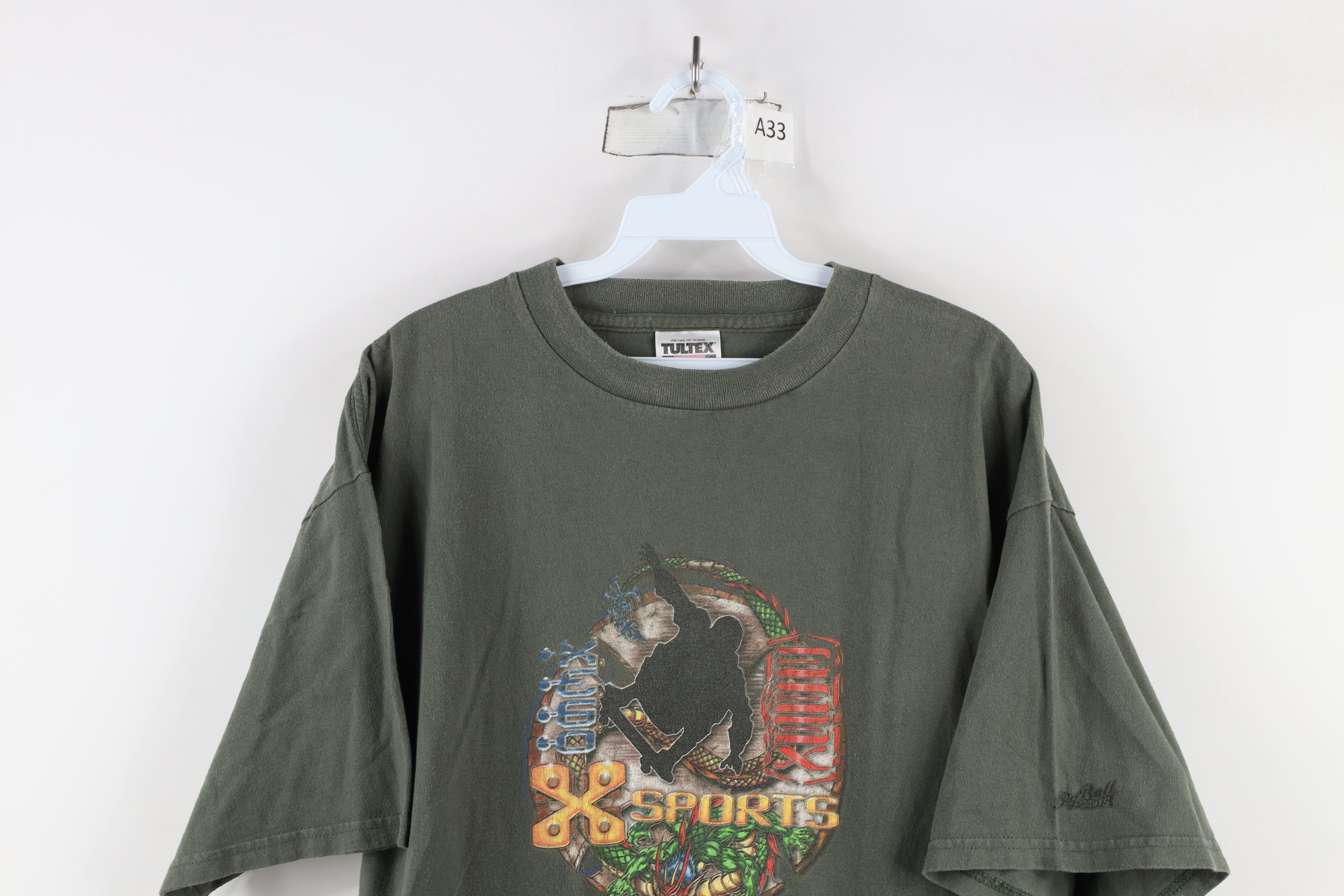 Vintage Vintage 90s Y2K Streetwear Dragon Skateboard T-Shirt Green Size US XL / EU 56 / 4 - 2 Thumbnail