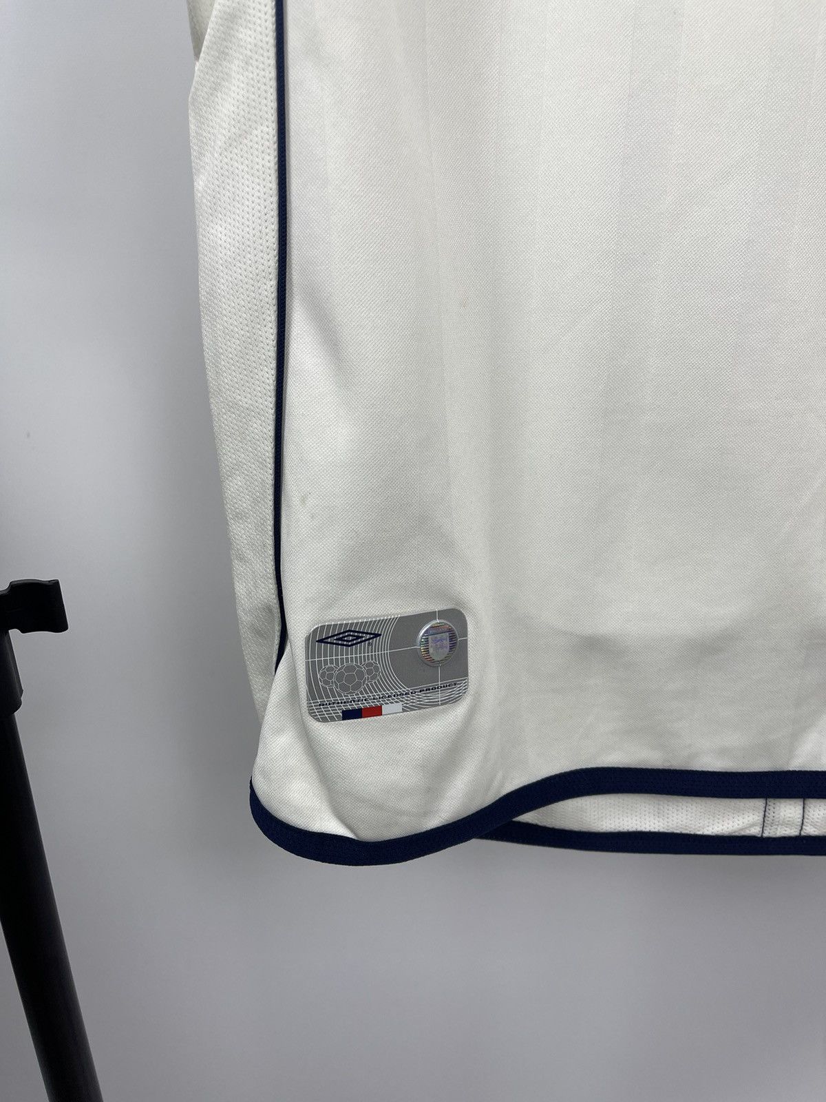 Umbro England Football Shirt Size M White Home Kit Umbro 2001 - 03 Size US M / EU 48-50 / 2 - 4 Thumbnail