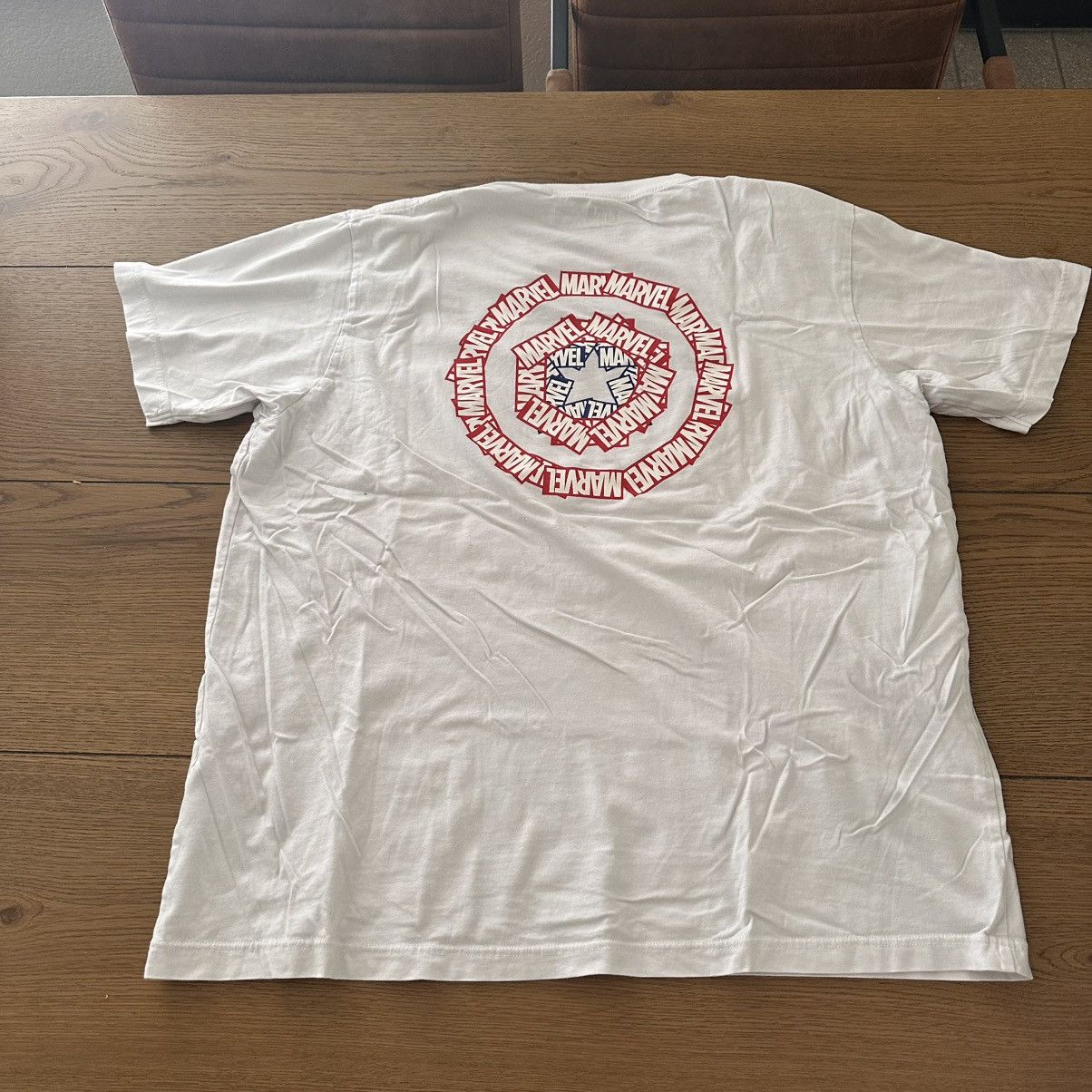 Uniqlo Uniqlo x Marvel T Shirt Size US XL / EU 56 / 4 - 2 Thumbnail