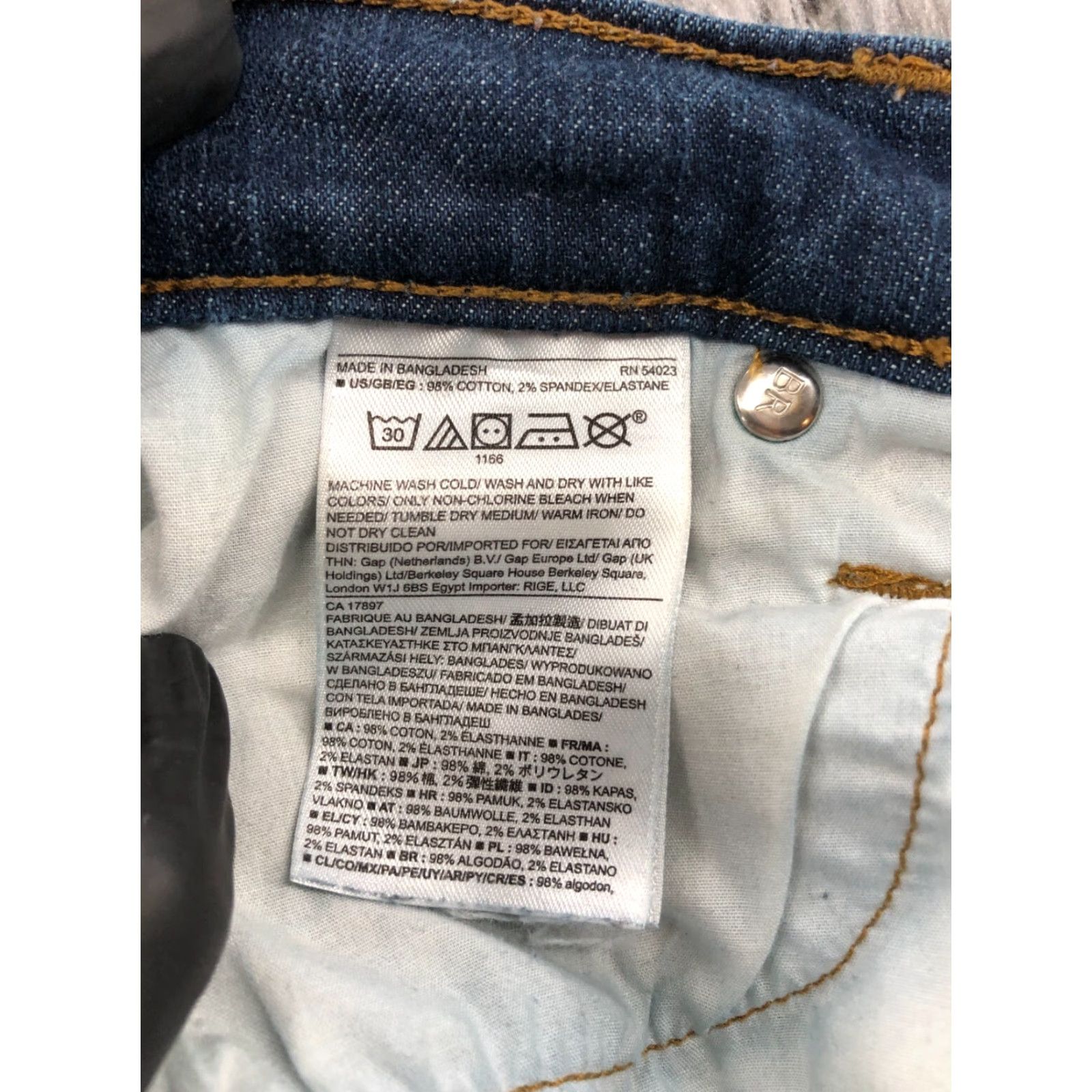 Banana Republic Banana Republic Shorts Womens Size 2 Mid Rise Medium Wash Blue Denim 5-Pocket Regular Fit Boyfriend Shirt? Size 26" / US 2 / IT 38 - 7 Thumbnail