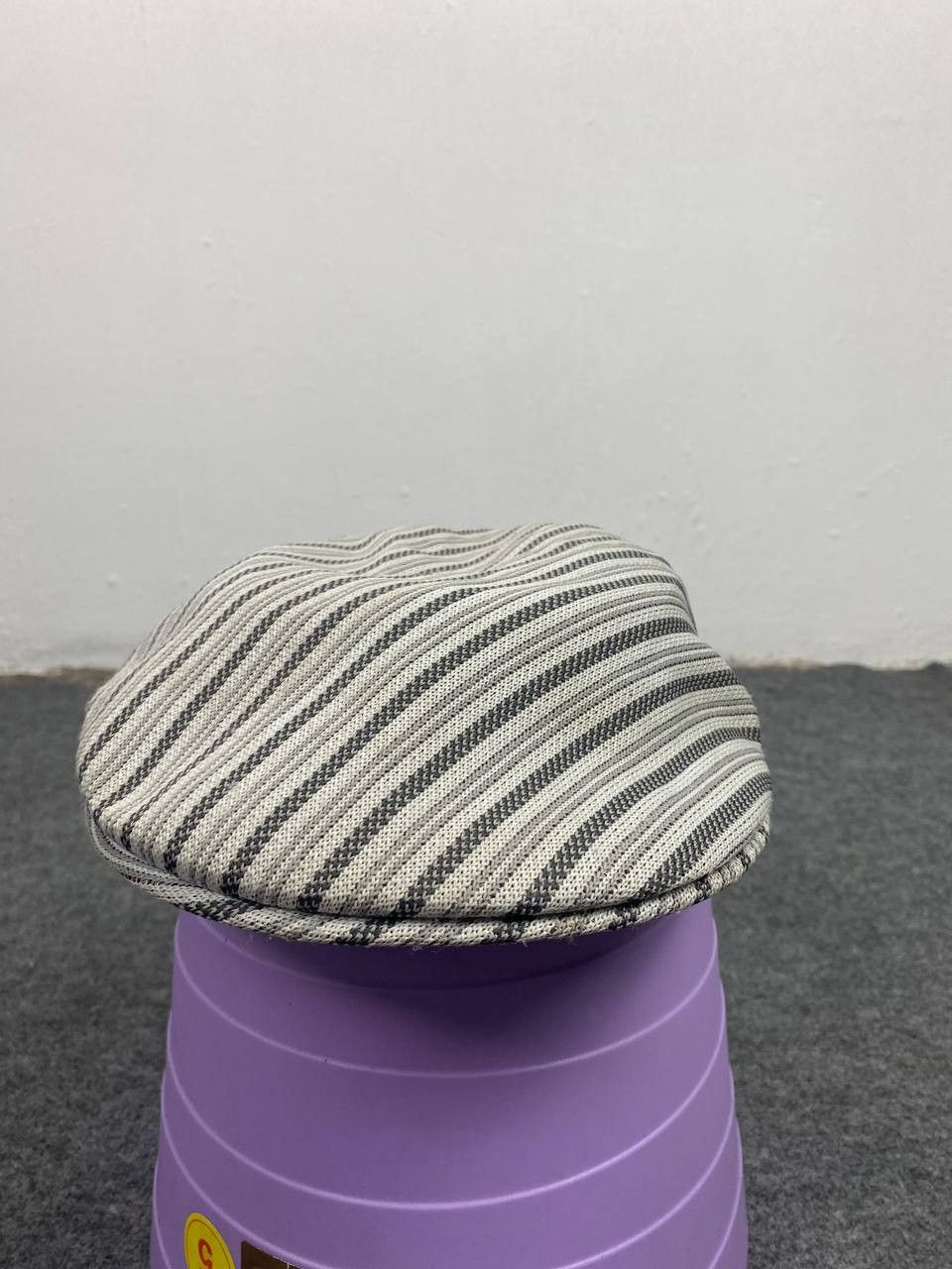 Kangol vintage kangol beretta hat striped design Size ONE SIZE - 2 Thumbnail