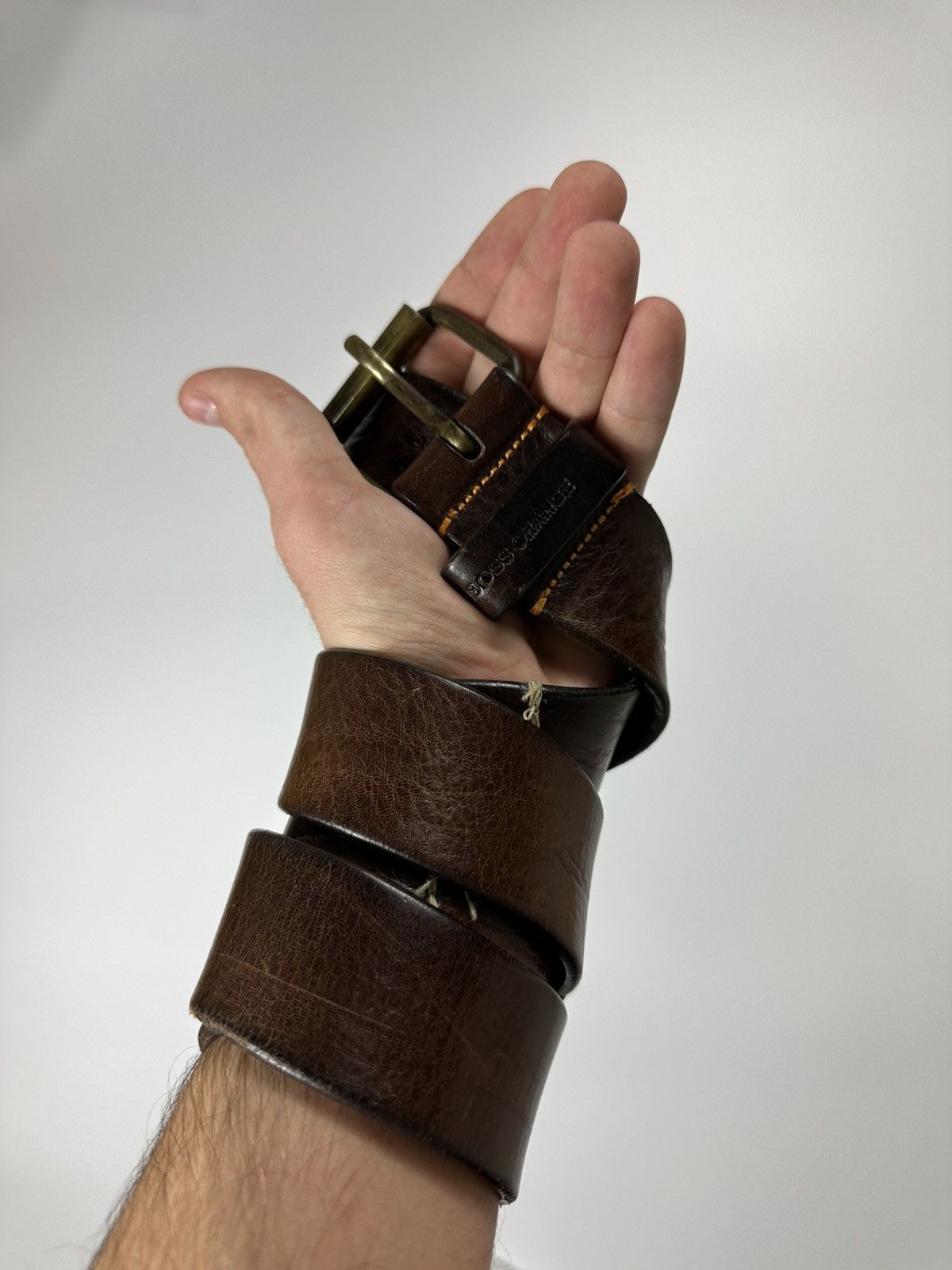 Hugo Boss Vintage Hugo Boss Leather Cow Belt 125 Size Brown Size ONE SIZE - 2 Thumbnail