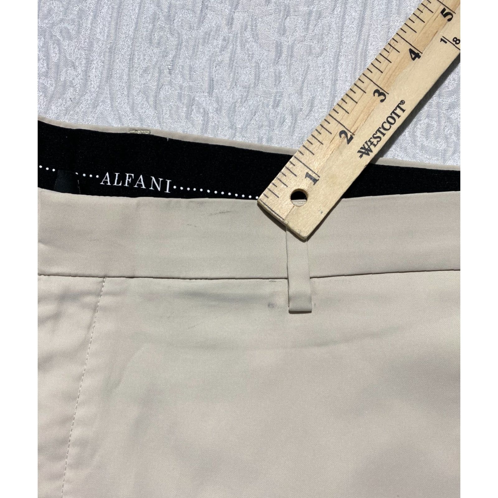 Alfani Alfani Performance Shorts Mens 40 Beige Khaki Size US 40 / EU 56 - 2 Thumbnail