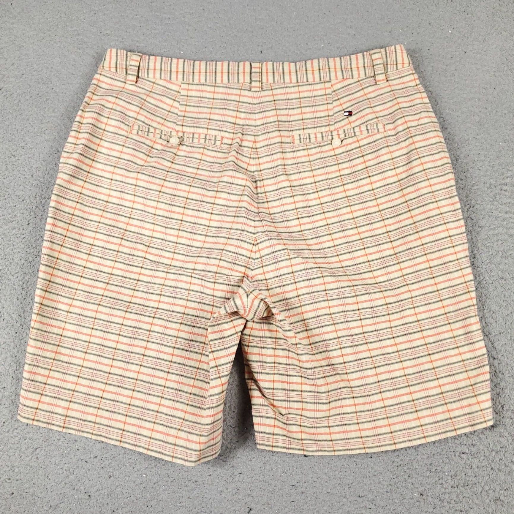 Tommy Hilfiger VINTAGE Tommy Hilfiger Shorts Womens Size 12 Beaqe Plaid Casual Flat Front Chino Size 31" - 7 Thumbnail