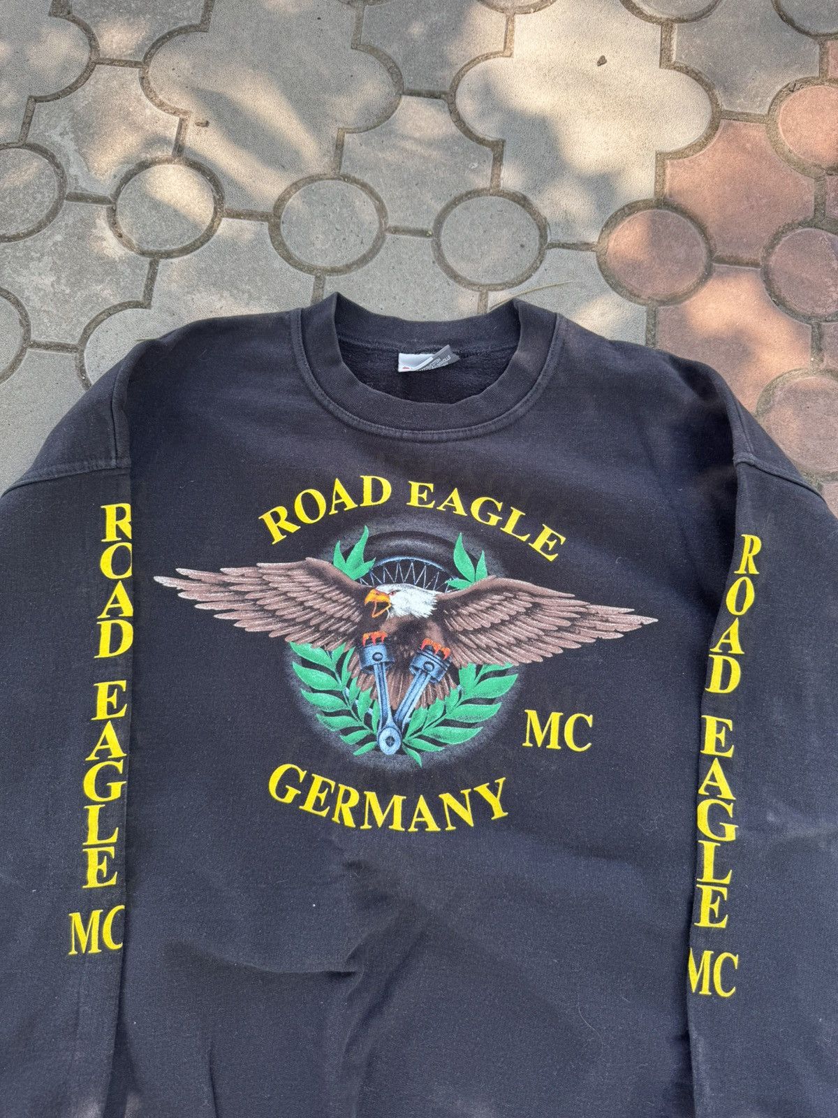 Harley Davidson Vintage Road Eagle Motorcycle Sweatshirt 90s Size US XL / EU 56 / 4 - 2 Thumbnail