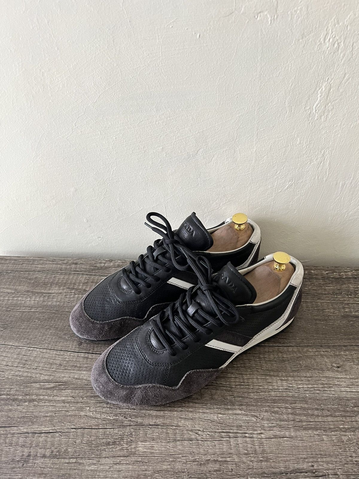 Prada PRADA SPORT PERFORLATED LEATHER AND SUEDE LACE UP LOW Size US 9 / EU 42 - 1 Thumbnail