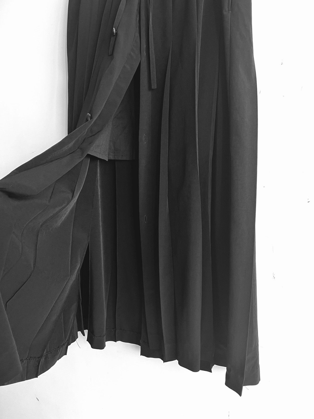 Yohji Yamamoto B Yohji Yamamoto - TA/TUXEDO Wrap Long Skirt Size 26" / US 2 / IT 38 - 8 Thumbnail