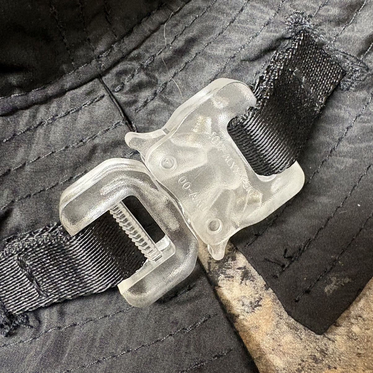 1017 ALYX 9SM 1017 Alyx 9SM Clear Buckle Bucket Hat Size ONE SIZE - 3 Thumbnail