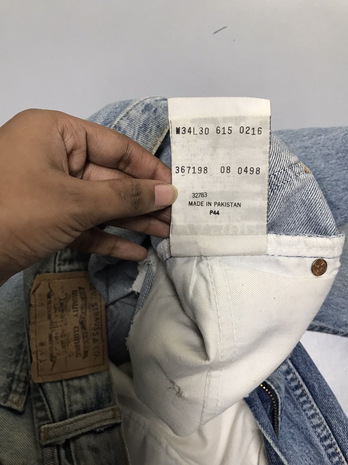 Levi's Vintage Levi’s 615 orange tab damaged denim Size US 36 / EU 52 - 9 Thumbnail