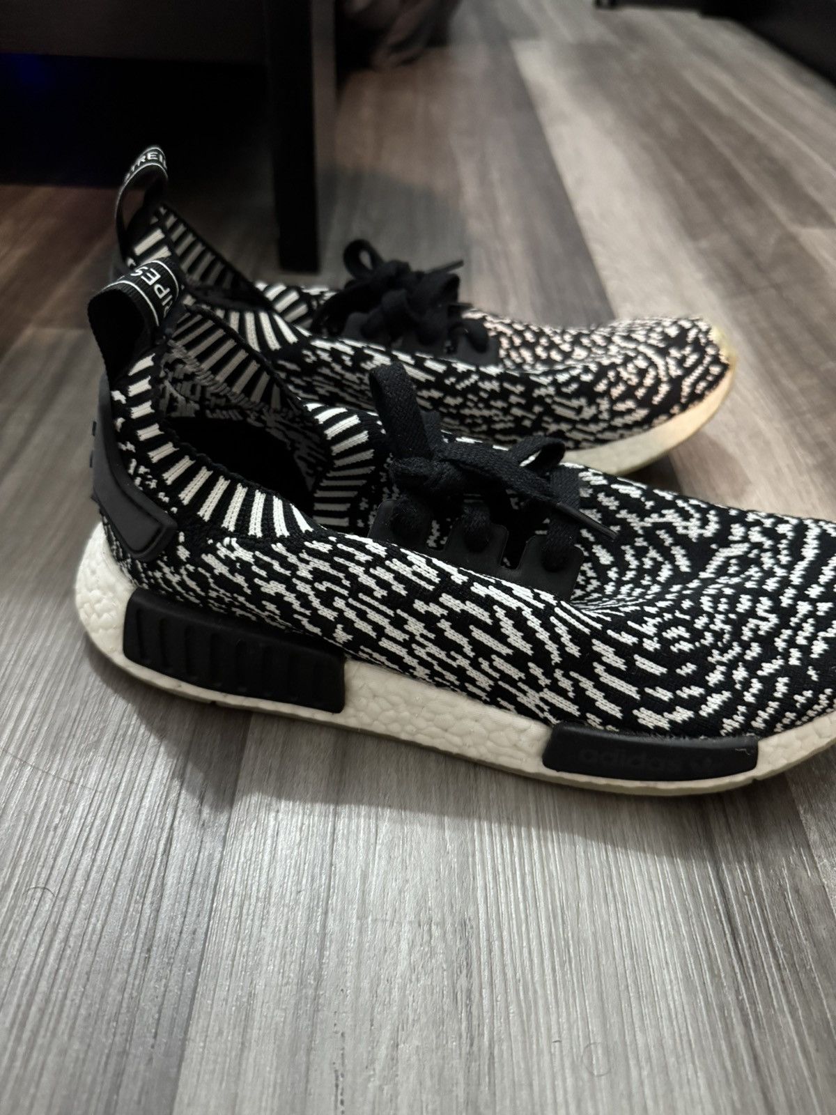 Adidas Adidas NMD Zebra Size 9.5 Size US 9.5 / EU 42-43 - 3 Thumbnail
