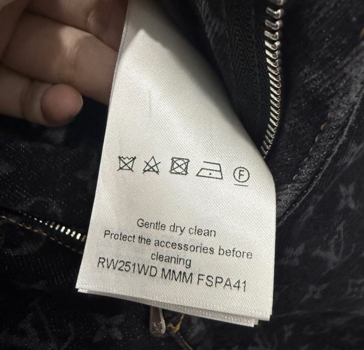 Louis Vuitton Louis Vuitton Allover Monogram Print Jeans K52 Size US 32 / EU 48 - 4 Thumbnail