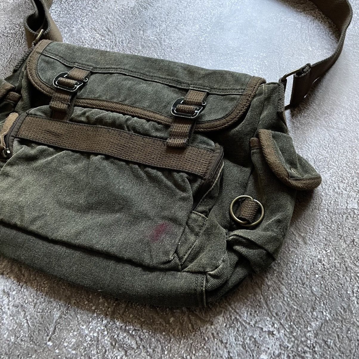 Vintage Vintage 90s Military Nylon Shoulder Bag Olive Drab Swag OS Size ONE SIZE - 2 Thumbnail