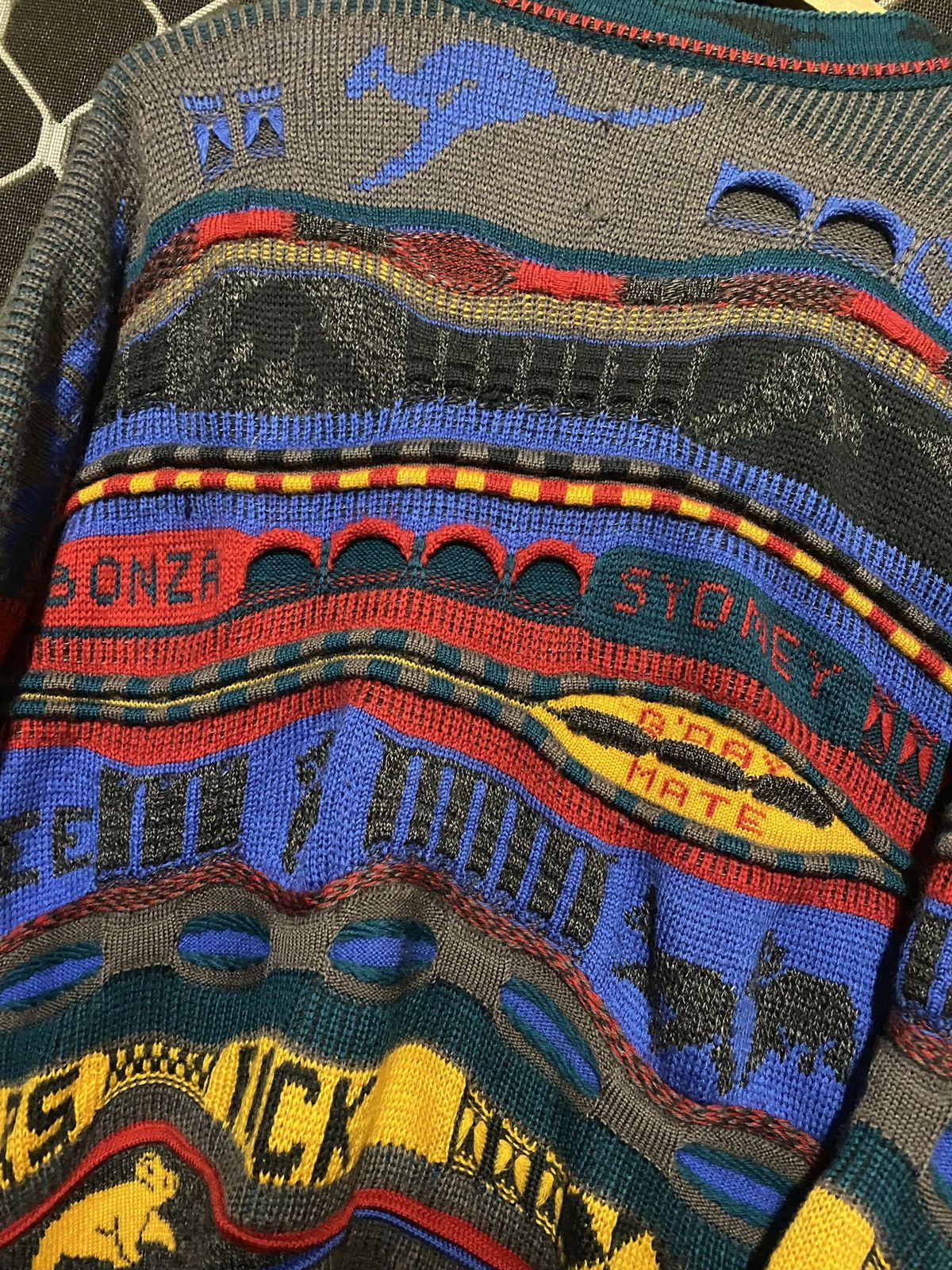 Vintage Vintage 80’s/90’s Emaroo (Coogi style) cardigan. Size US XXL / EU 58 / 5 - 3 Thumbnail
