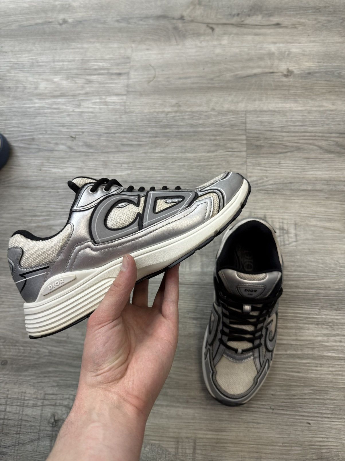 Dior Dior B30 Silver/White Size US 9 / EU 42 - 1 Thumbnail