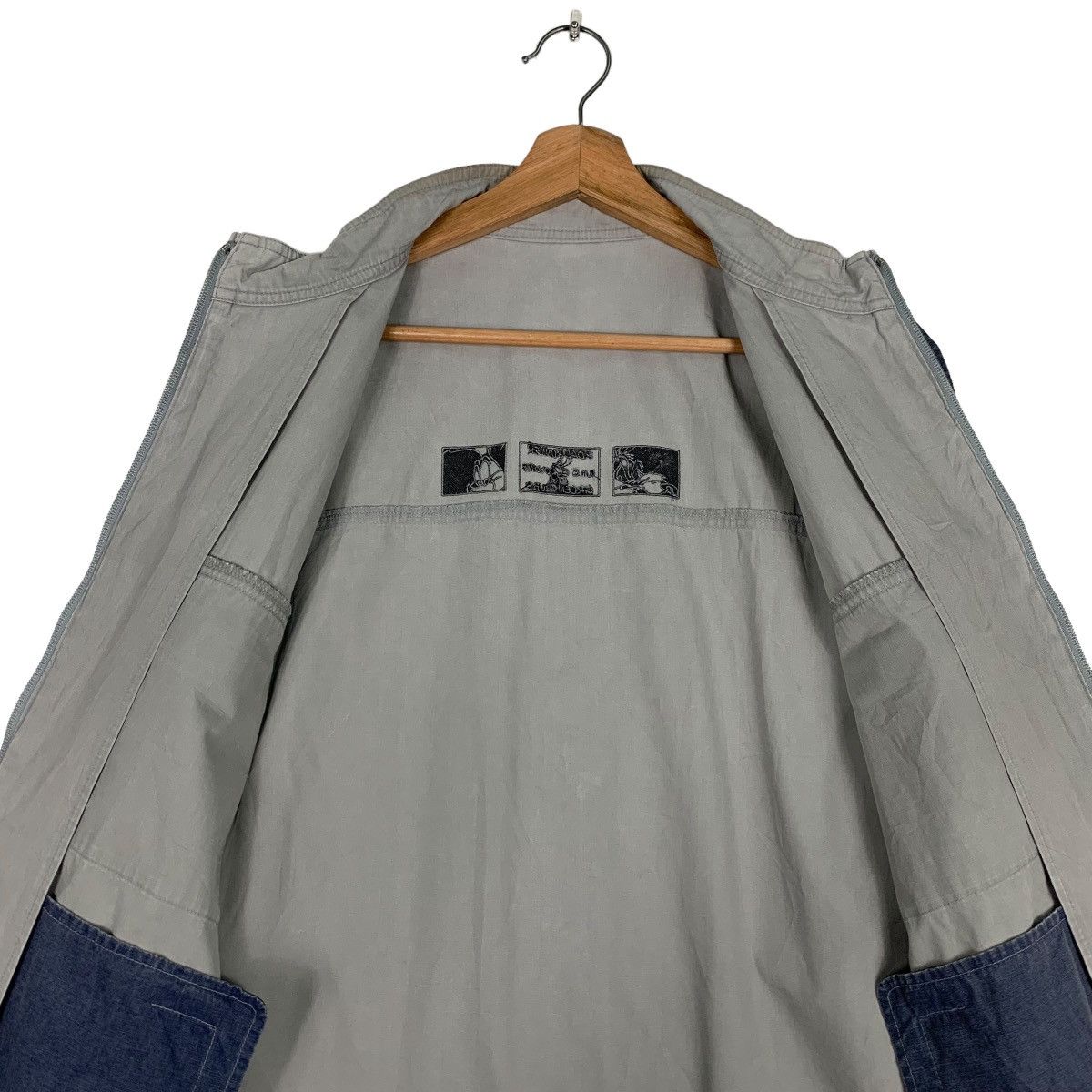 Cartoon Network Road Runner & Wilee Coyote by GREENCLUB Jacket #0514-C23 Size US L / EU 52-54 / 3 - 13 Thumbnail