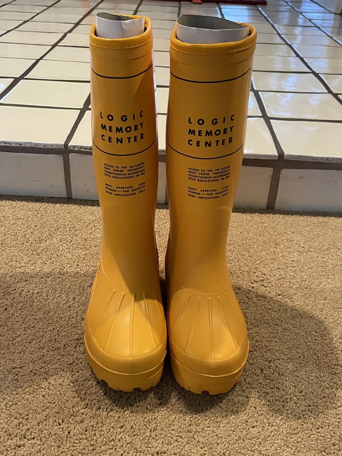 Undercover Undercover Yellow Rain Boots Size US 10.5 / EU 43-44 - 5 Thumbnail