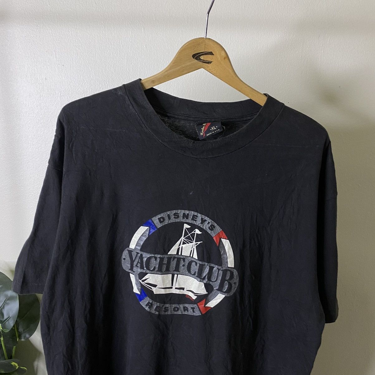 Disney Vintage 1990s Disney Resort Yacht Club Promo T Shirt Size US XL / EU 56 / 4 - 2 Thumbnail