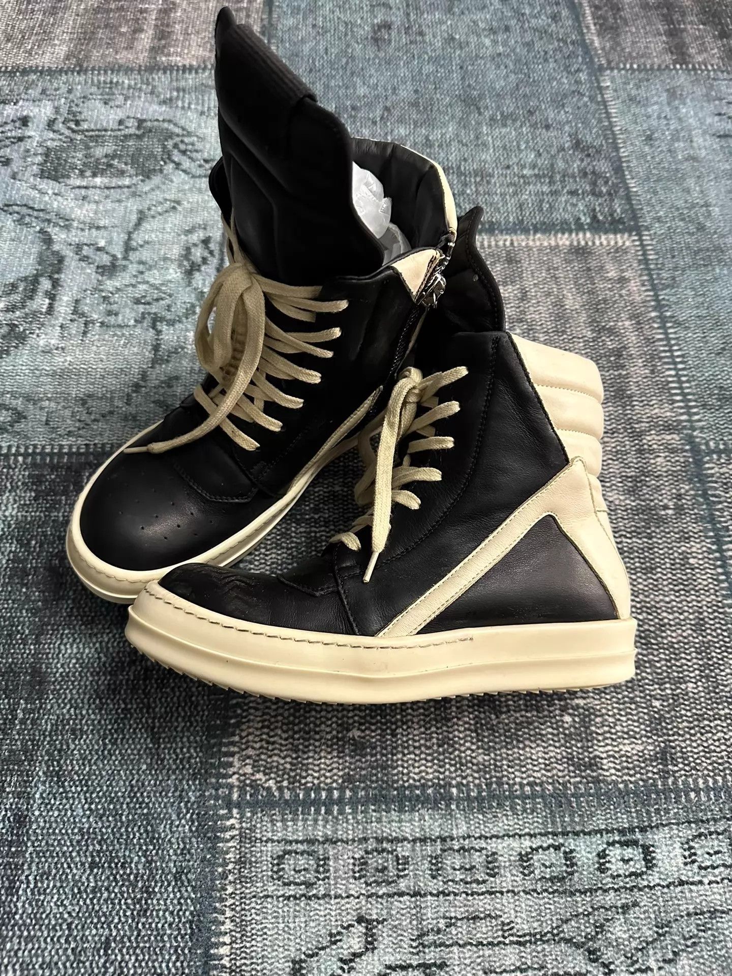 Rick Owens Rick Owens New Triangle Lambskin 38 Size US 7.5 / IT 37.5 - 3 Thumbnail