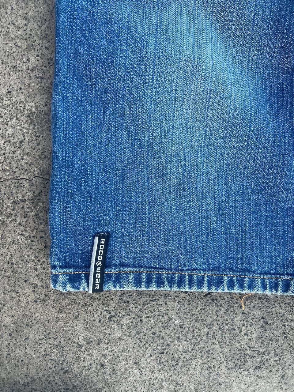 Japanese Brand × Rocawear × Vintage Vintage Y2K Rocawear Rap Skate Avantgarde Baggy Shorts Size US 34 / EU 50 - 2 Thumbnail