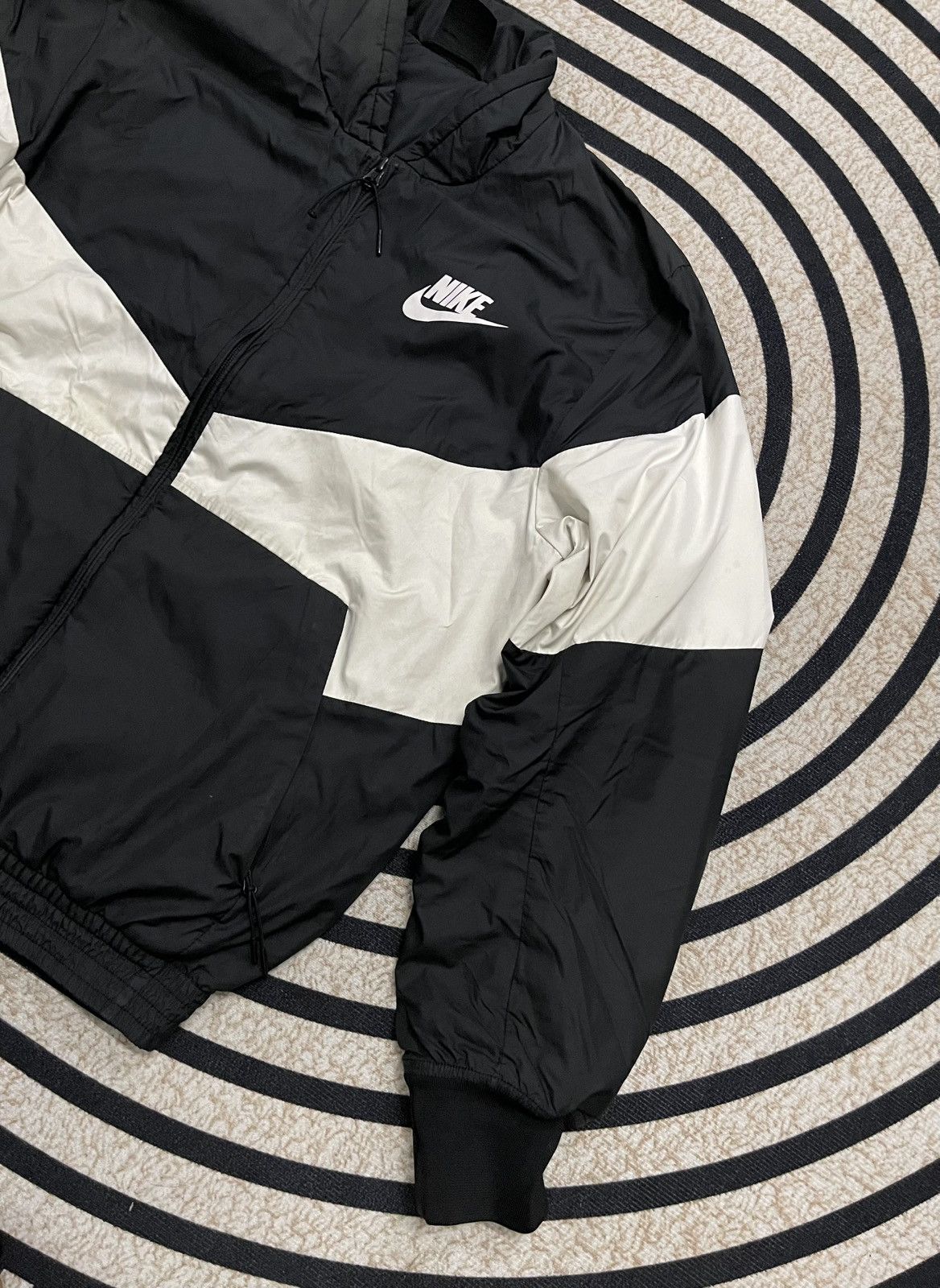 Nike 2000s NIKE BOMBER JACKET BIG LOGO SUN FADED Size US L / EU 52-54 / 3 - 4 Thumbnail