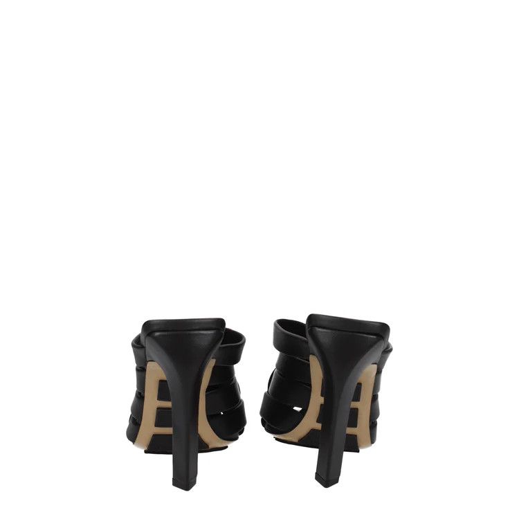 ob1o1e0724 Sandals in Black