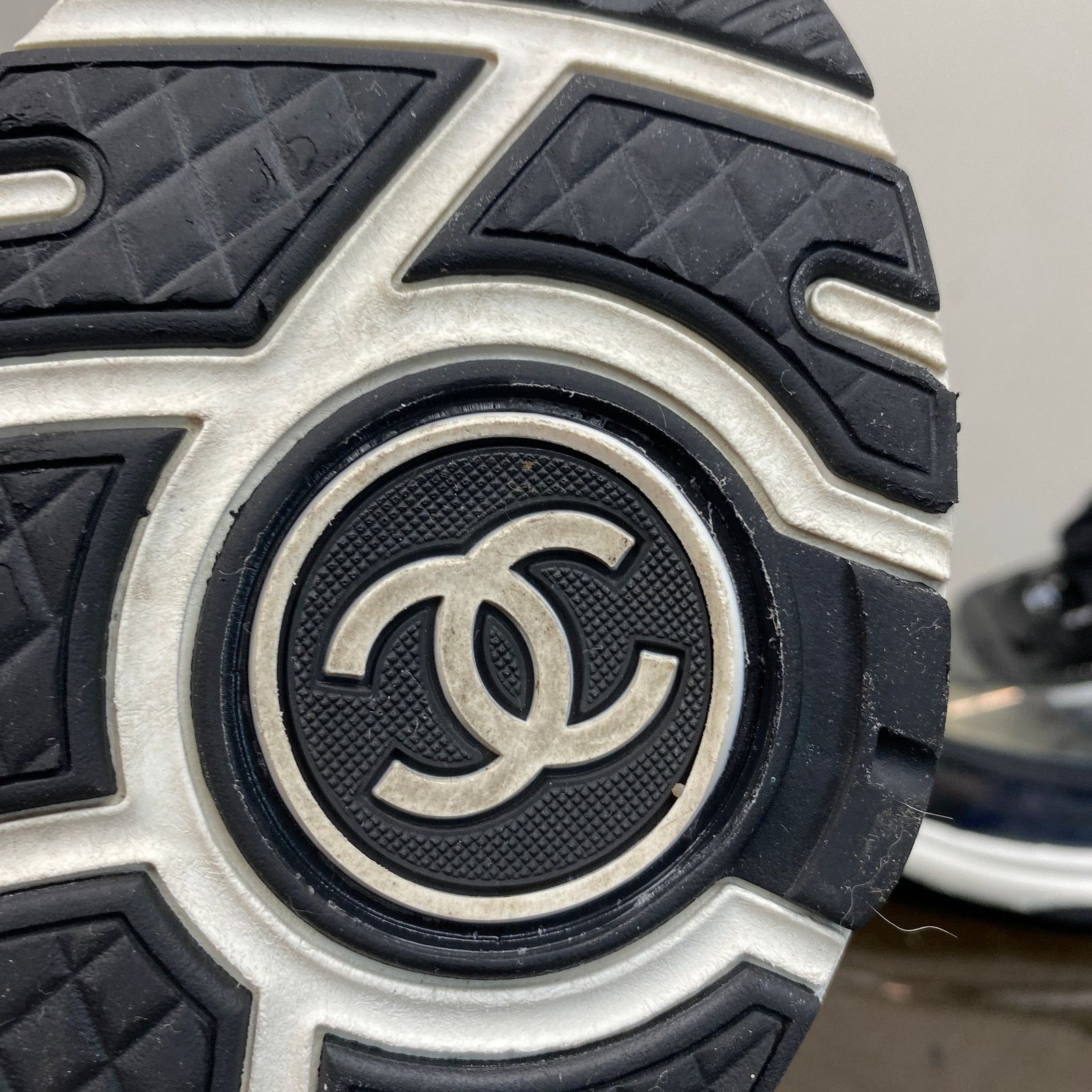 Chanel Chanel CC PVC Leather See Through Sneakers Shoes Women's 39 Size US 9 / IT 39 - 9 Thumbnail