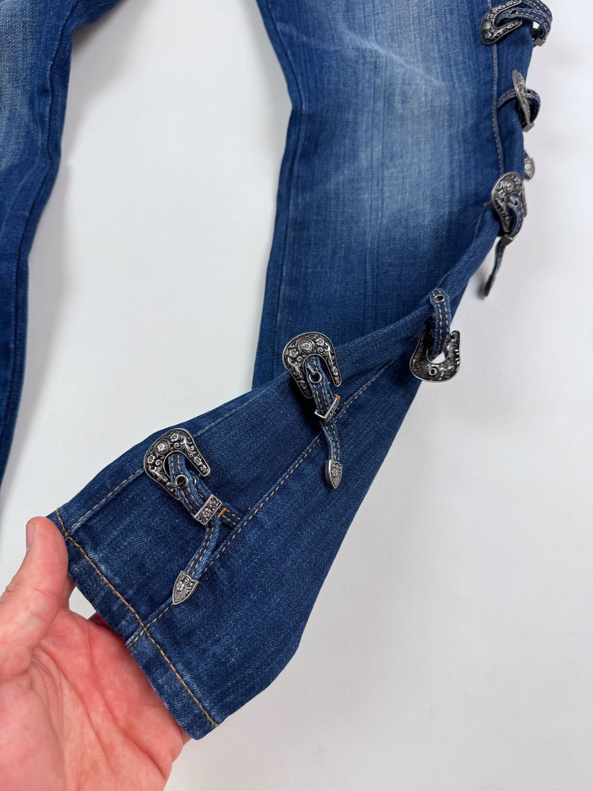 True Religion True Religion Halle Multi Buckle Skinny Women’s Jeans Size 30" / US 8 / IT 44 - 3 Thumbnail