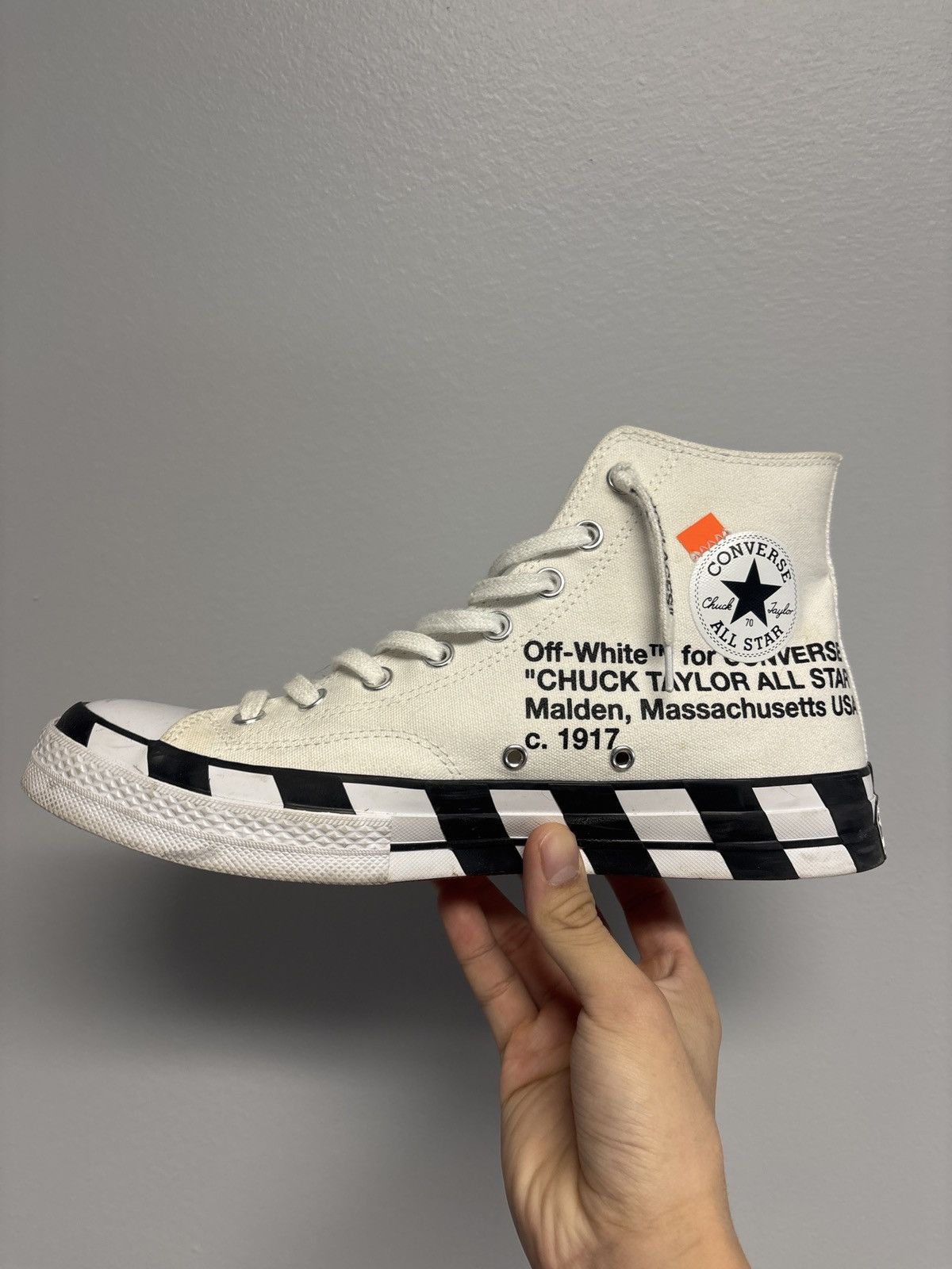 Converse × Nike × Off-White Off-White Chuck Taylor all-star Size US 10.5 / EU 43-44 - 2 Thumbnail