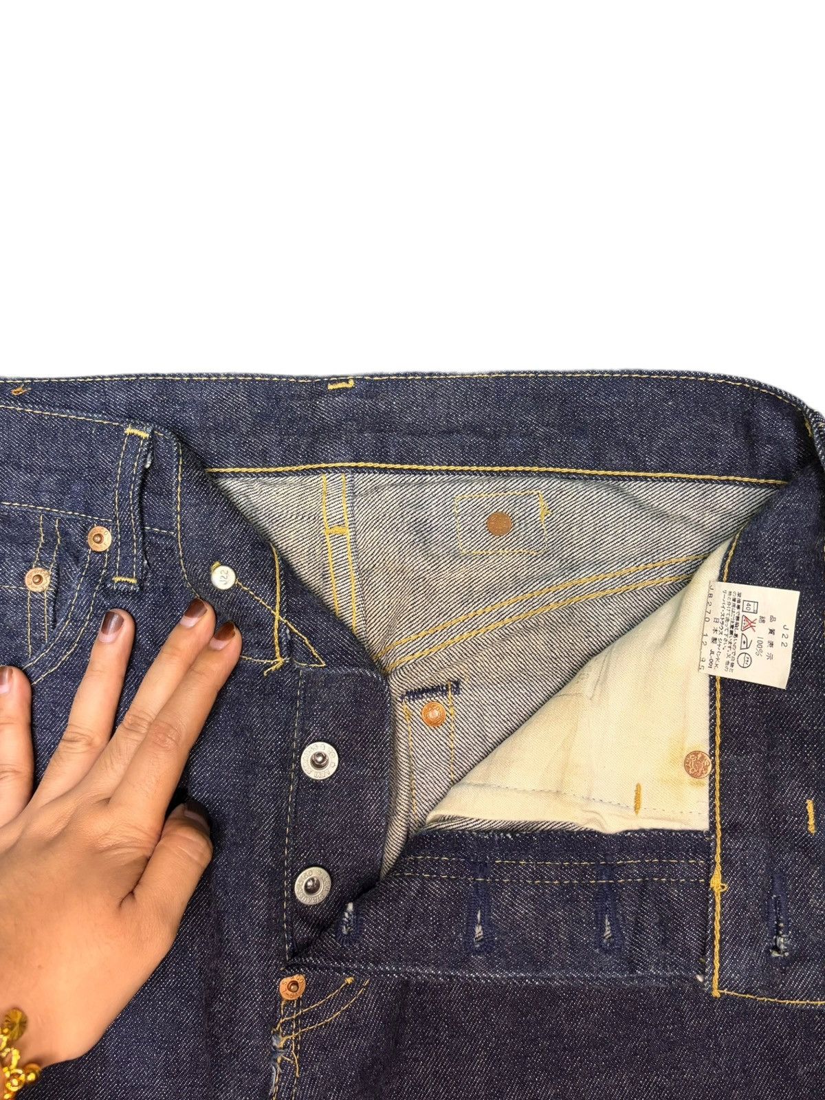 Levi's Vintage 90s Levis 702 Big E Selvedge Buckle Back Jean Shorts Size US 28 / EU 44 - 5 Thumbnail