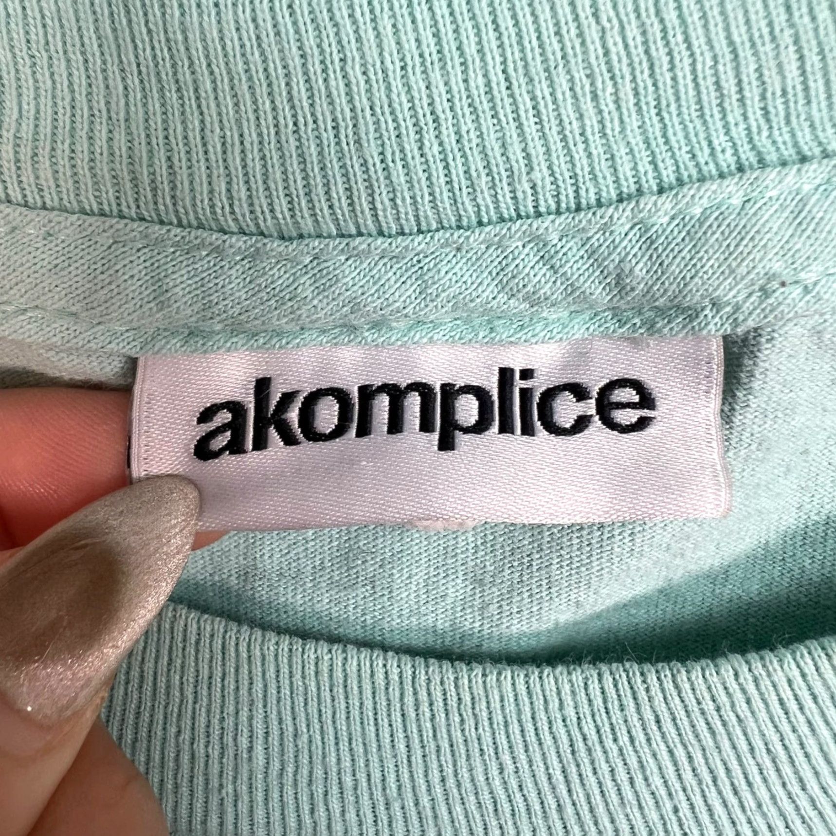 Vintage VINTAGE Akomplice T-Shirt Monkey Print Adult Mens Large Mint Green Shirt Short Sleeve Crew Neck 90s? Size US L / EU 52-54 / 3 - 3 Thumbnail