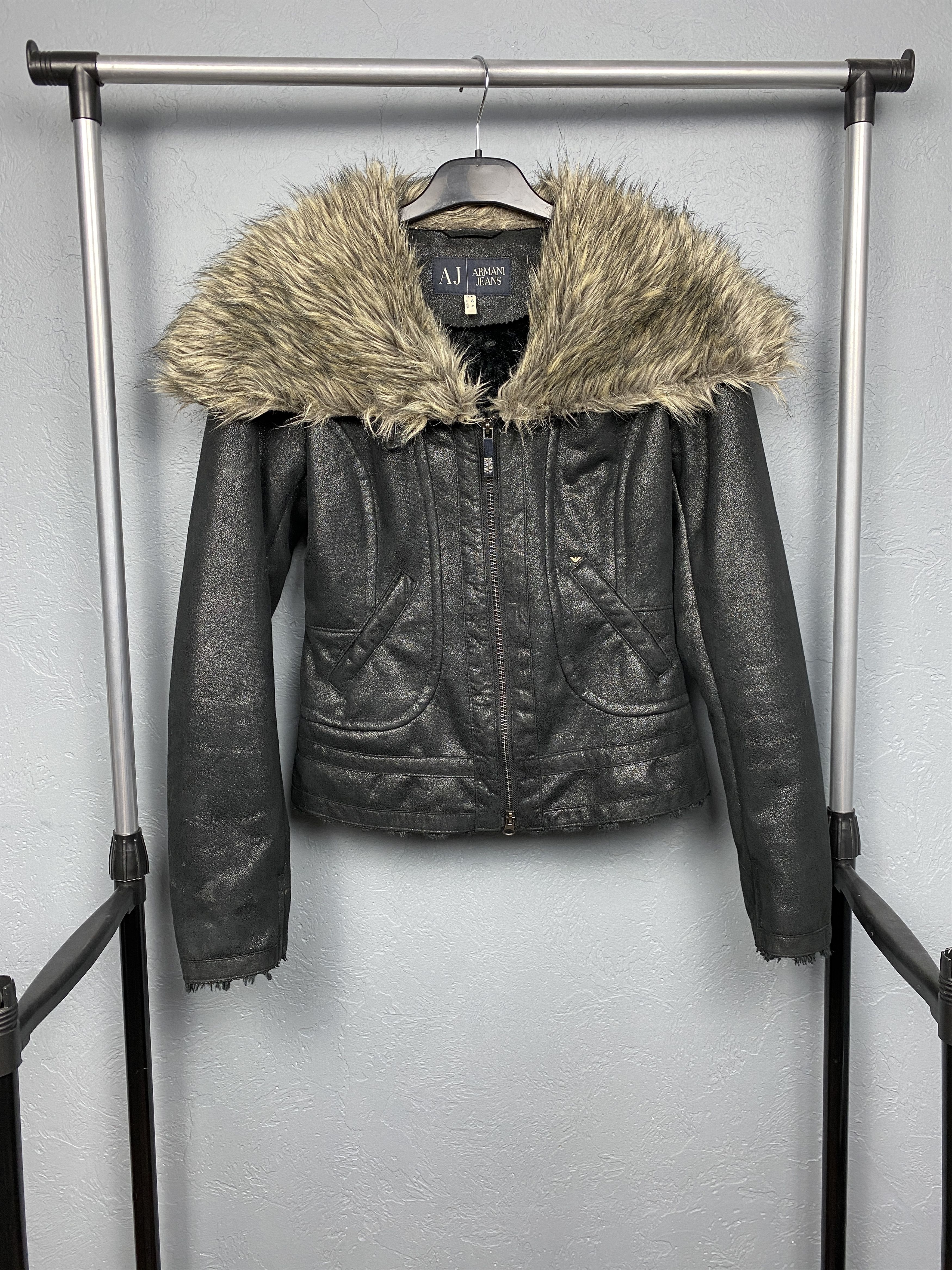 Armani Armani Jeans Vintage Womens Sherpa Jacket Fur Collar Size S / US 4 / IT 40 - 1 Thumbnail