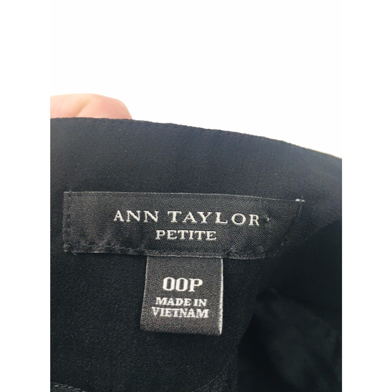 Loft ANN TAYLOR LOFT Skirt Women's 00P Black MODERN Above Knee Ribbed pleated Size 24" / US 00 / IT 34 - 7 Thumbnail