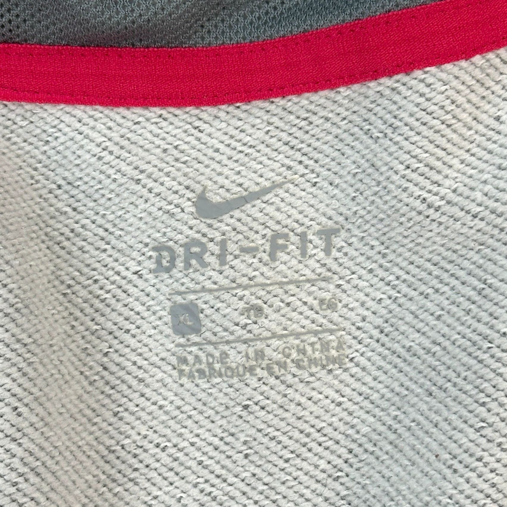 Nike Nike Hoodie Women's XL Gray Dri-Fit Full Zip Swoosh Activewear Size XL / US 12-14 / IT 48-50 - 4 Thumbnail