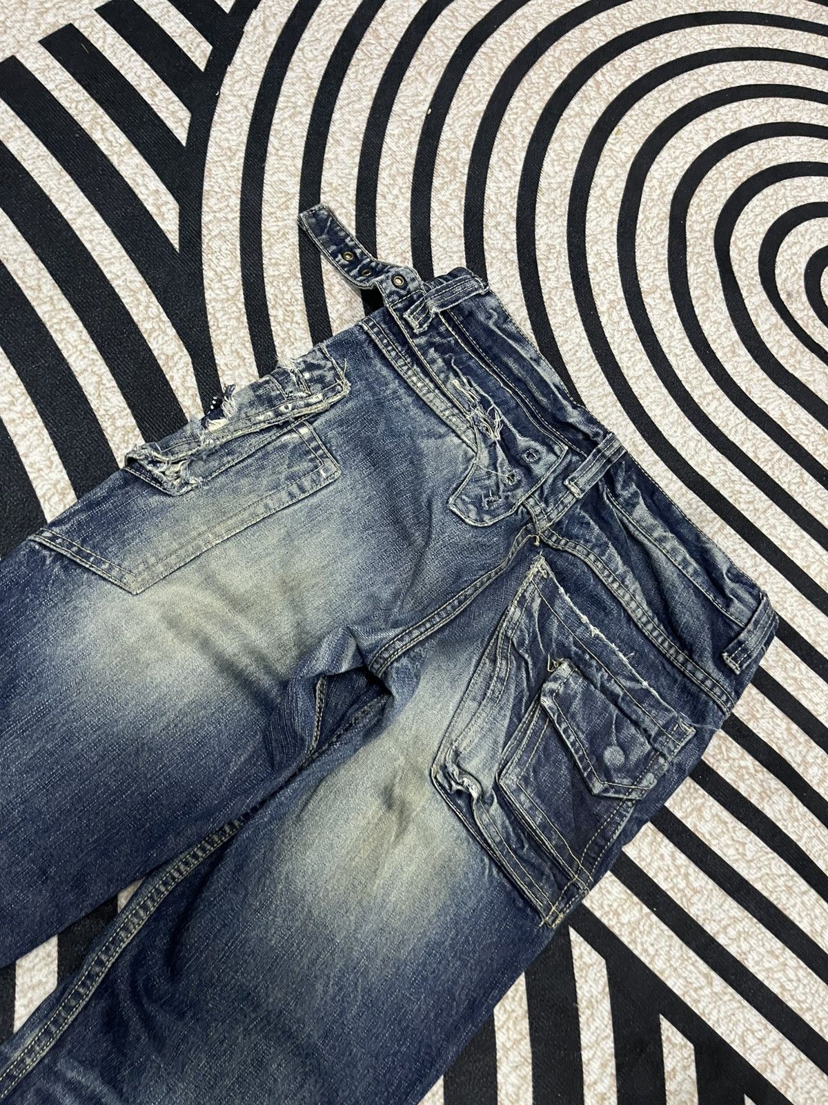 Japanese Brand 2000s CRAZY LEOPARD DENIM JEANS DISTRESSED RARE DESIGN Size US 30 / EU 46 - 21 Thumbnail