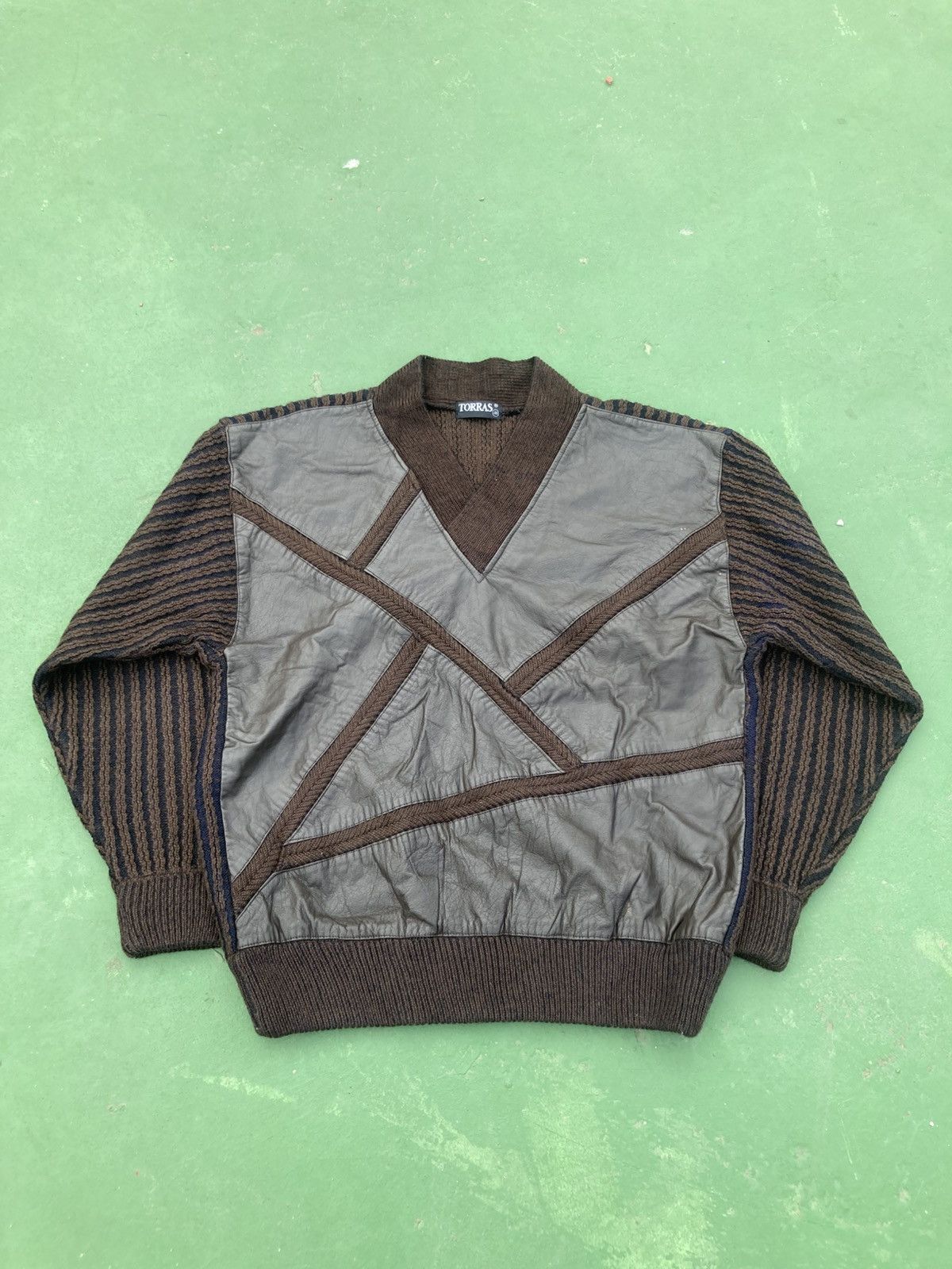 Torras Vintage Torras Spain V-Neck Knitwear Patchwork Leather Size US L / EU 52-54 / 3 - 1 Thumbnail