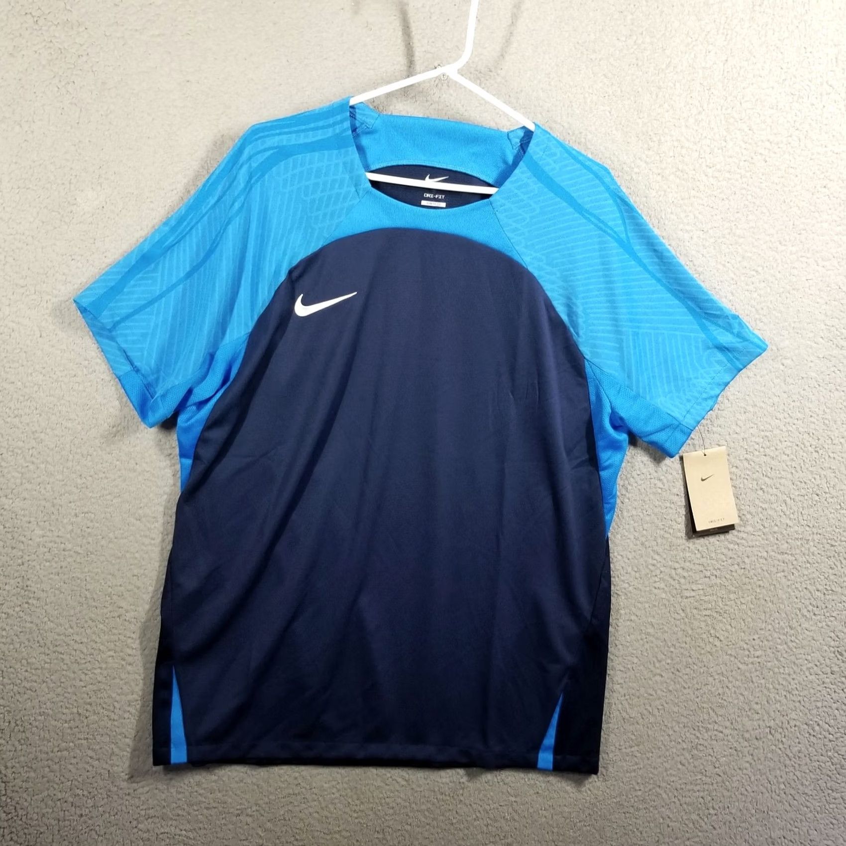 Nike Nike Dri-FIT Slim Fit Shirt Mens XL Black Blue Soccer Training Tee DR0889 Size US XL / EU 56 / 4 - 2 Thumbnail