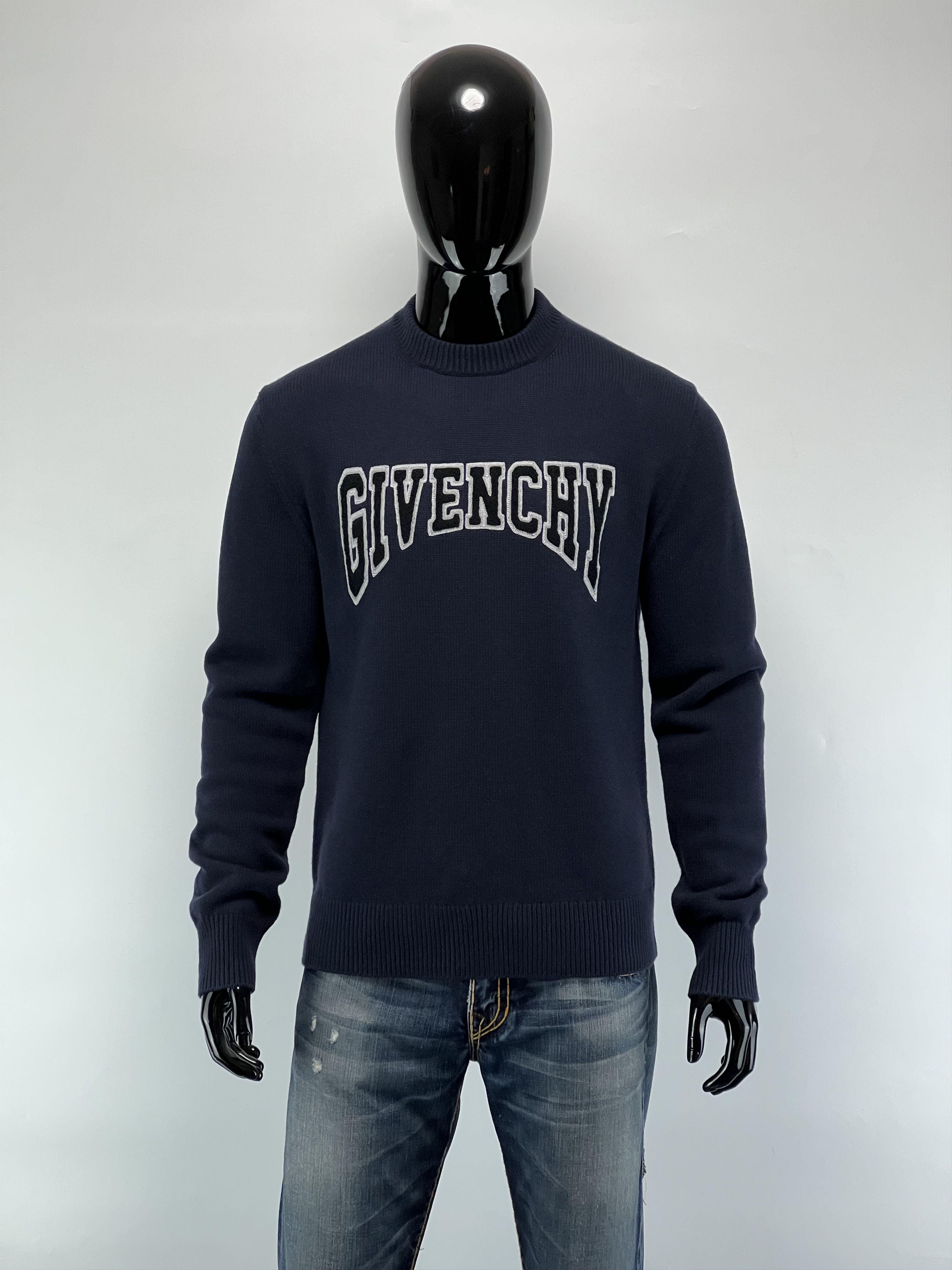Givenchy Givenchy Wool Cashmere Crew Neck Knit Sweater Big Logo Size US S / EU 44-46 / 1 - 1 Thumbnail
