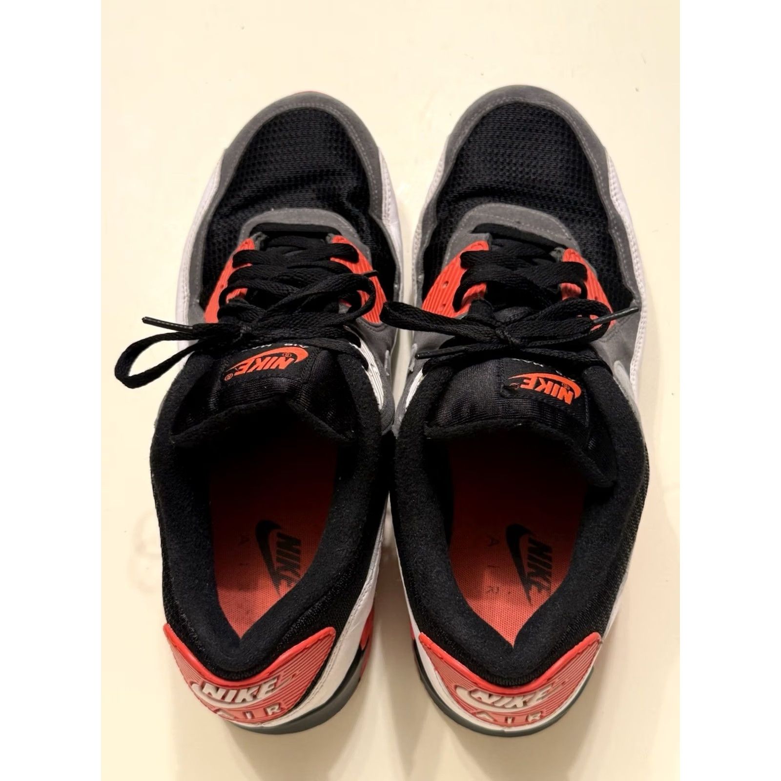 Nike Nike Air Max 90 Sneaker Men 2015 Size 13 US/47.5 EU Black/White/Gray Infrared Reversed OG 725233-006 Vintage: No Size US 12 / EU 45 - 3 Thumbnail