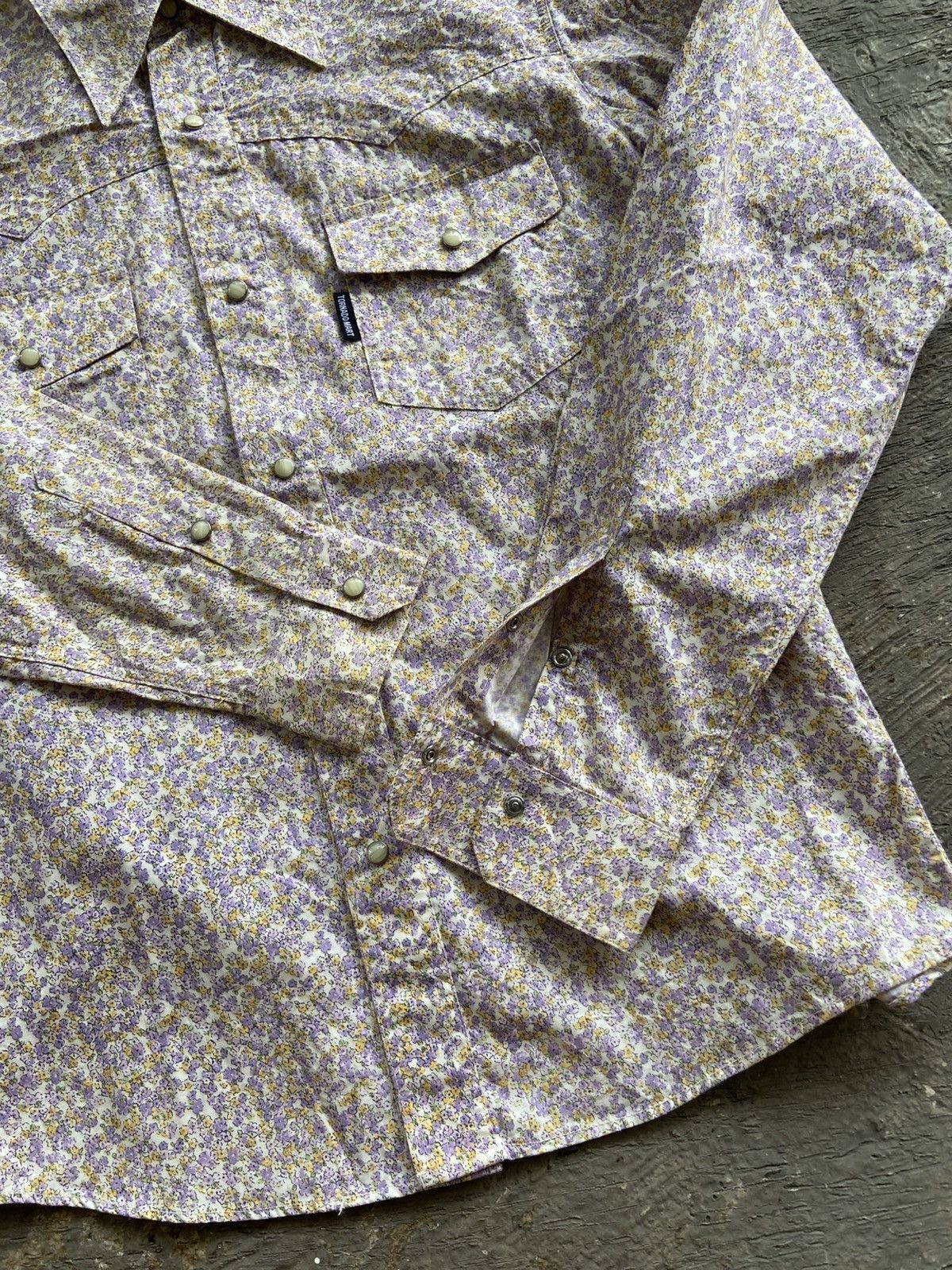 Tornado Mart 2000s Tornado Mart - Floral Pattern Button Shirt Size US M / EU 48-50 / 2 - 9 Thumbnail