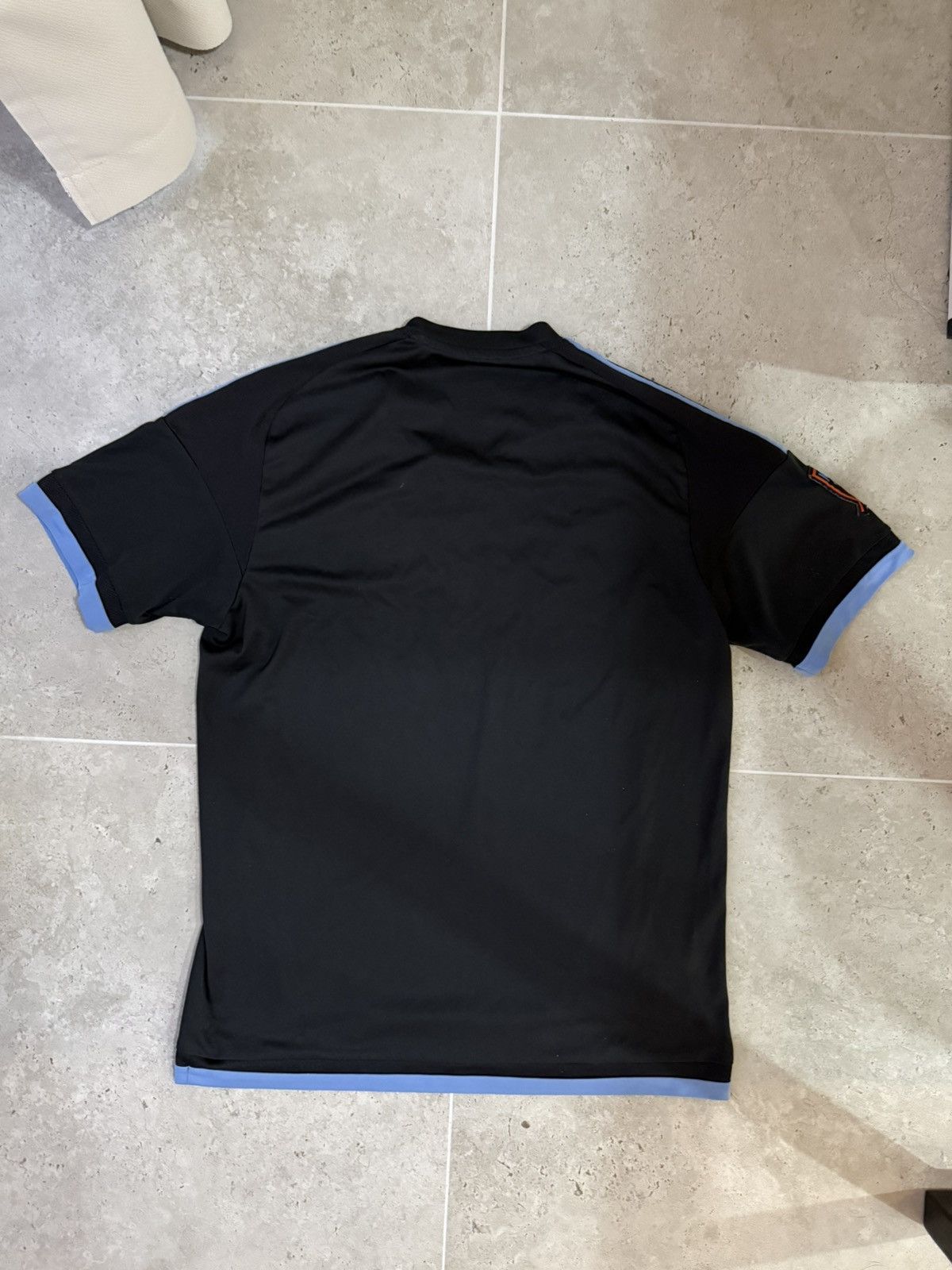 Adidas Adidas Manchester City Authentic Jersey 2015 Size US M / EU 48-50 / 2 - 2 Thumbnail