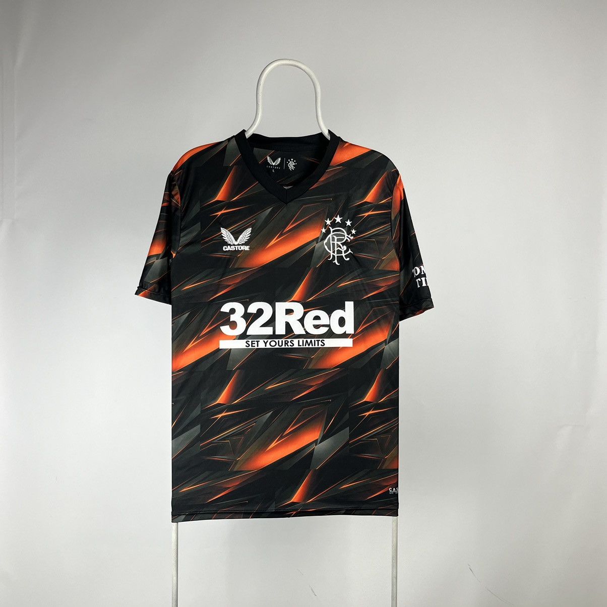 Castore Castore Rangers home jersey 2021 size Large Size US L / EU 52-54 / 3 - 1 Thumbnail