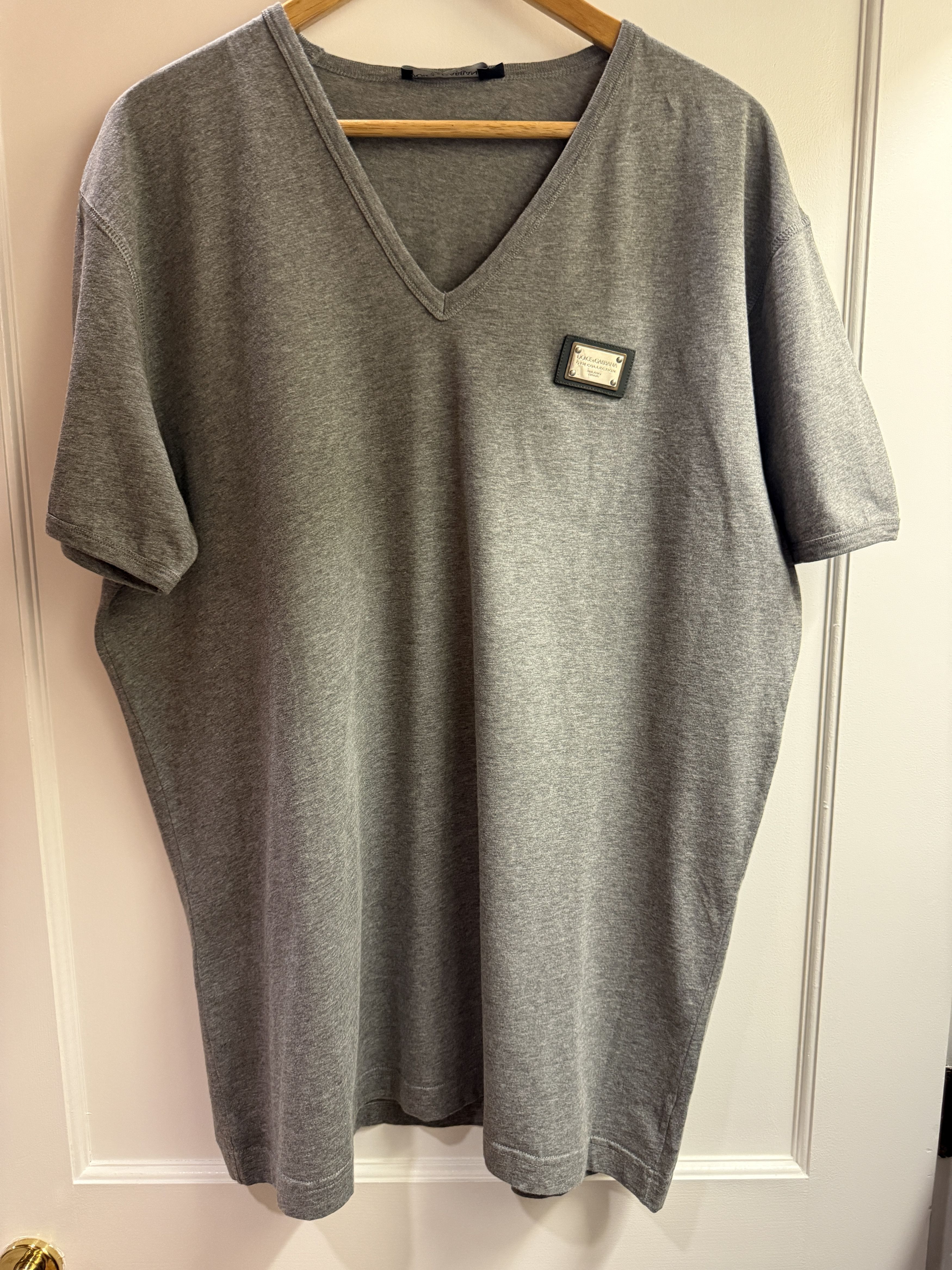 Dolce & Gabbana Dolce & Gabbana V-Neck Grey T-Shirt Size 54 Size US L / EU 52-54 / 3 - 1 Thumbnail