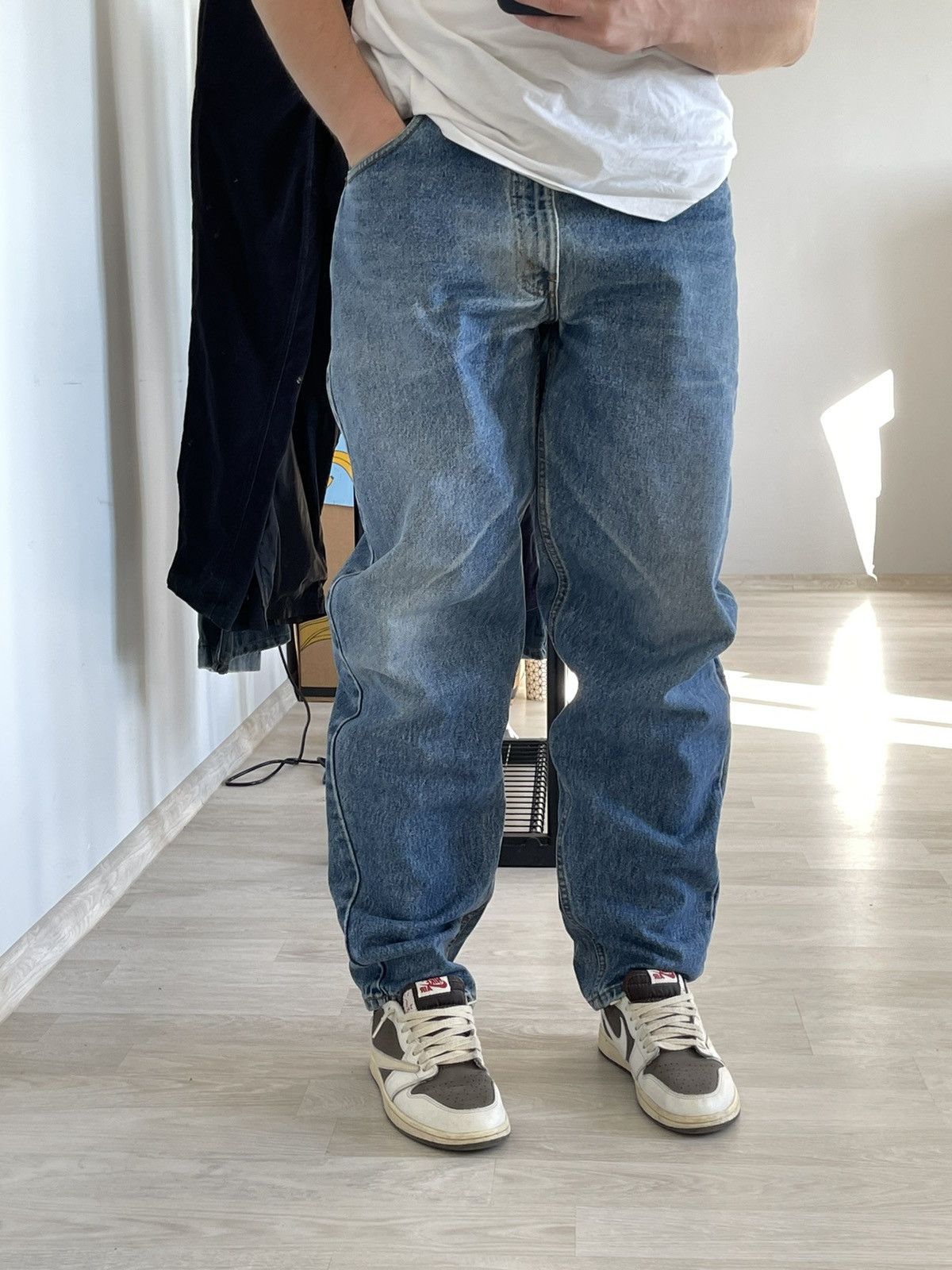 Levi's Vintage Levi's 560 Loose Fit Tapered Leg Wide Baggy Jeans Size US 36 / EU 52 - 16 Thumbnail