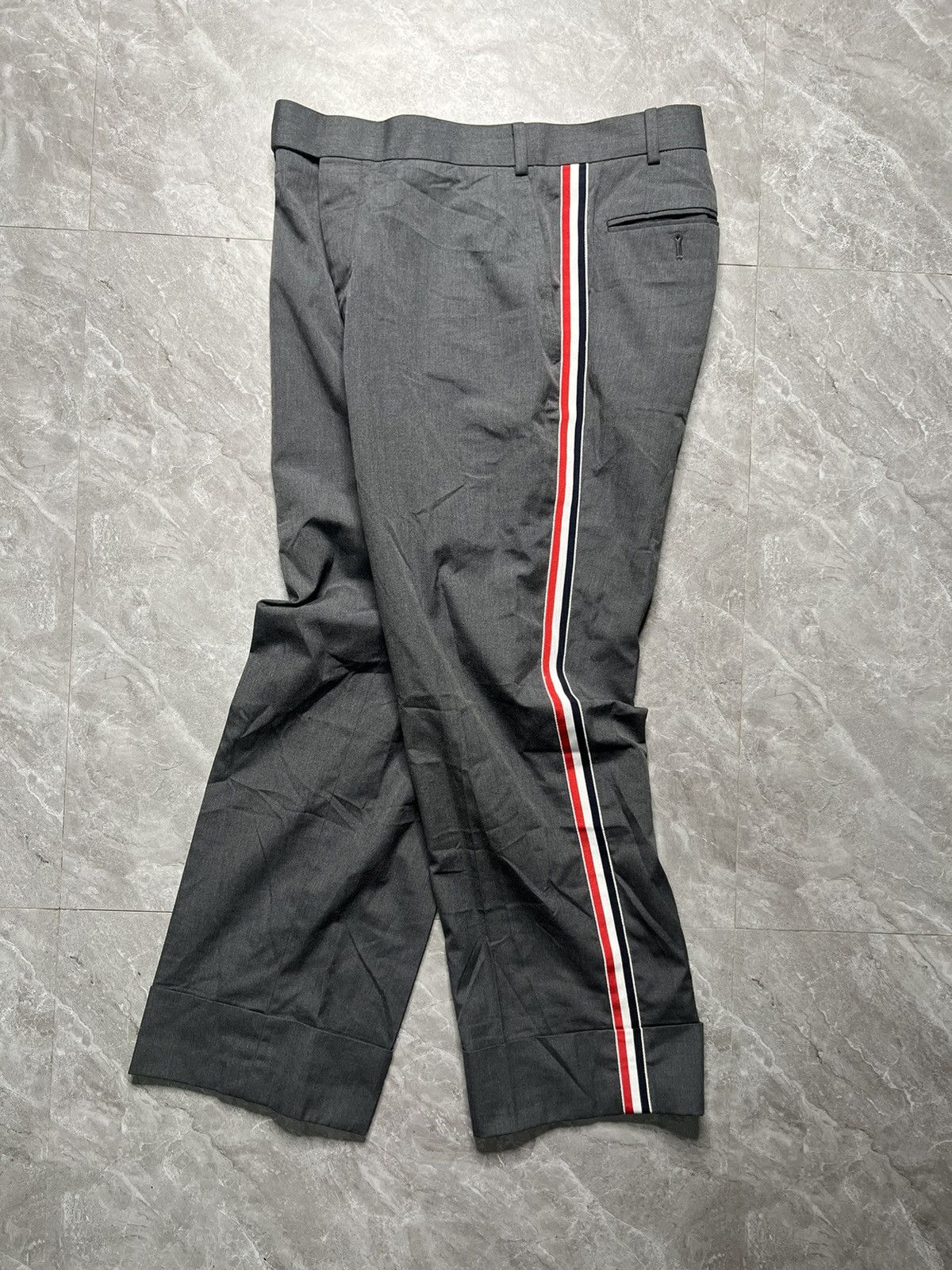 Thom Browne Thom Browne Grosgrain Stripe Cropped Chino Pants Size US 31 - 1 Thumbnail