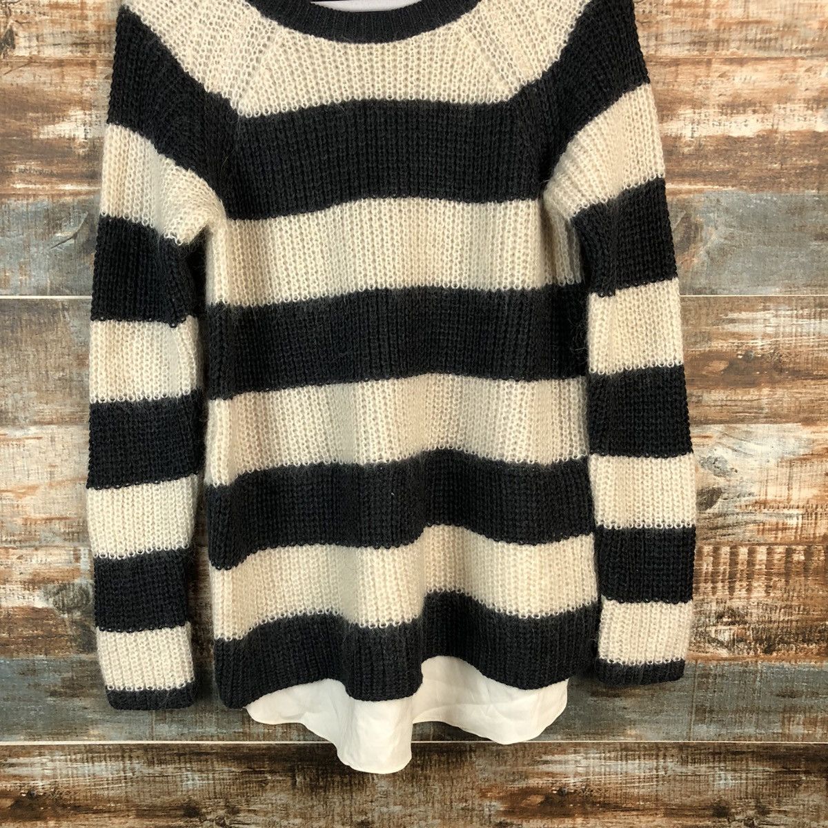 Ann Taylor × OVER THE STRiPES Ann Taylor Stripe Brown Knitwear #A2235 Size S / US 4 / IT 40 - 3 Thumbnail