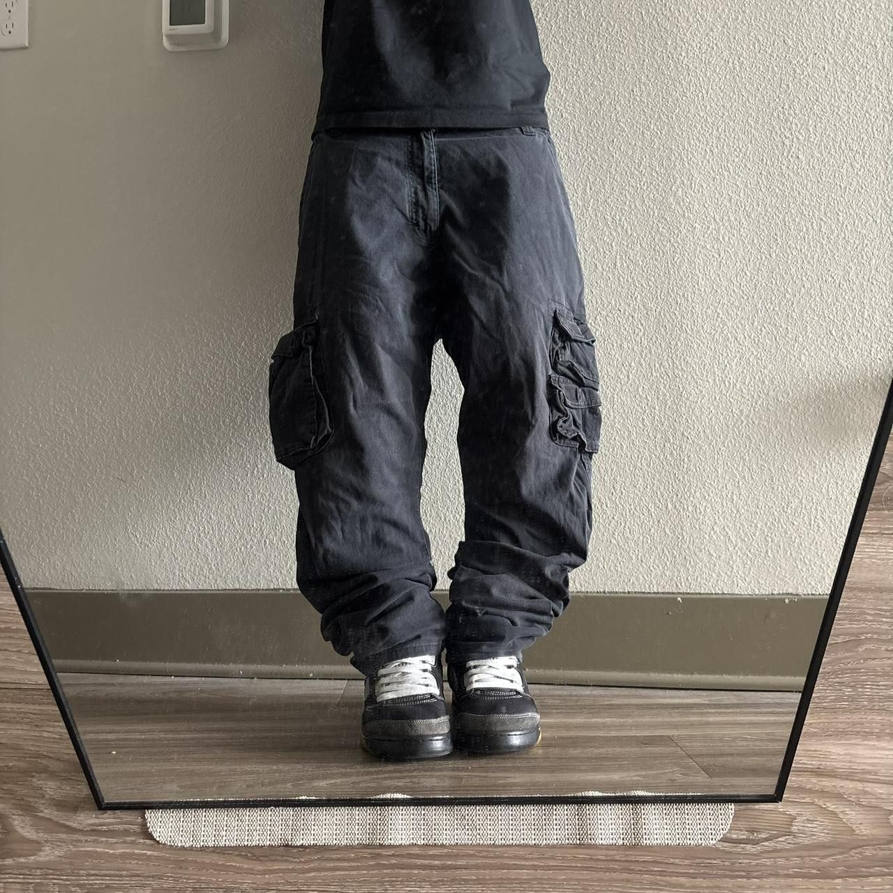 Vintage Crazy Vintage Y2K/2000s Grunge Black Skater Cargo Pants! 36x32 Size US 36 / EU 52 - 1 Thumbnail