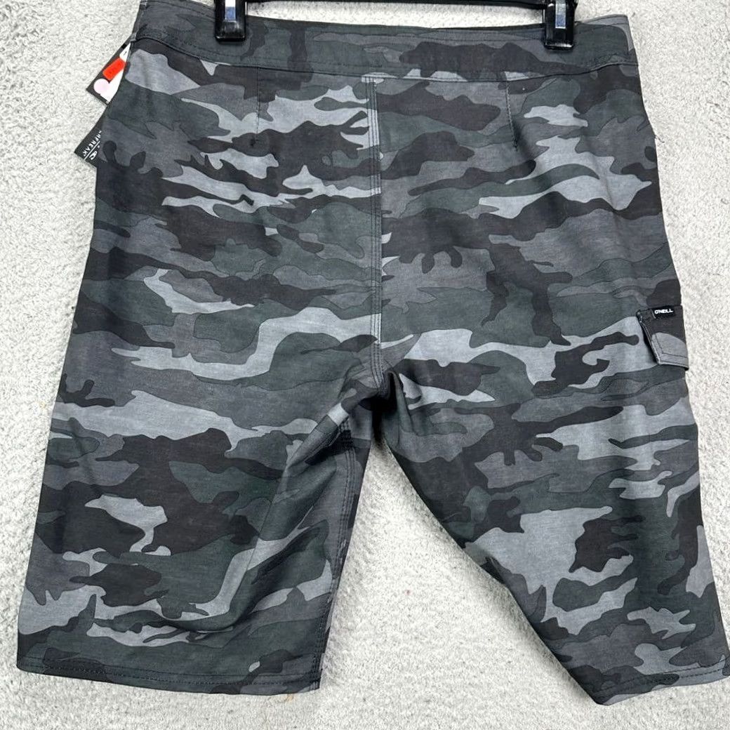 O'Neill O'Neill Hyper Freak Swim Trunks Mens 30 Grey Camouflage Board Shorts Pockets Size US 29 - 3 Thumbnail