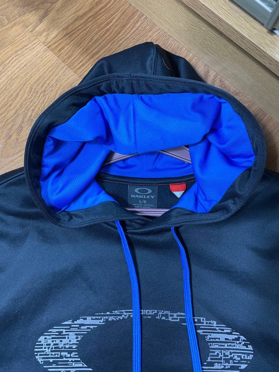 Oakley × Vintage Vintage Oakley Sunglasses Sportswear Hoodie Pullover Size US L / EU 52-54 / 3 - 17 Thumbnail