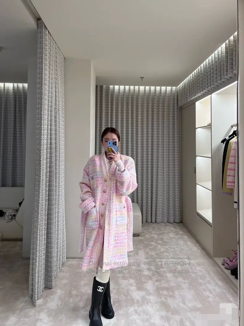 Chanel Chanel 24C early spring show pink full print colour letter Size XXS / US 00 / IT 34 - 2 Thumbnail